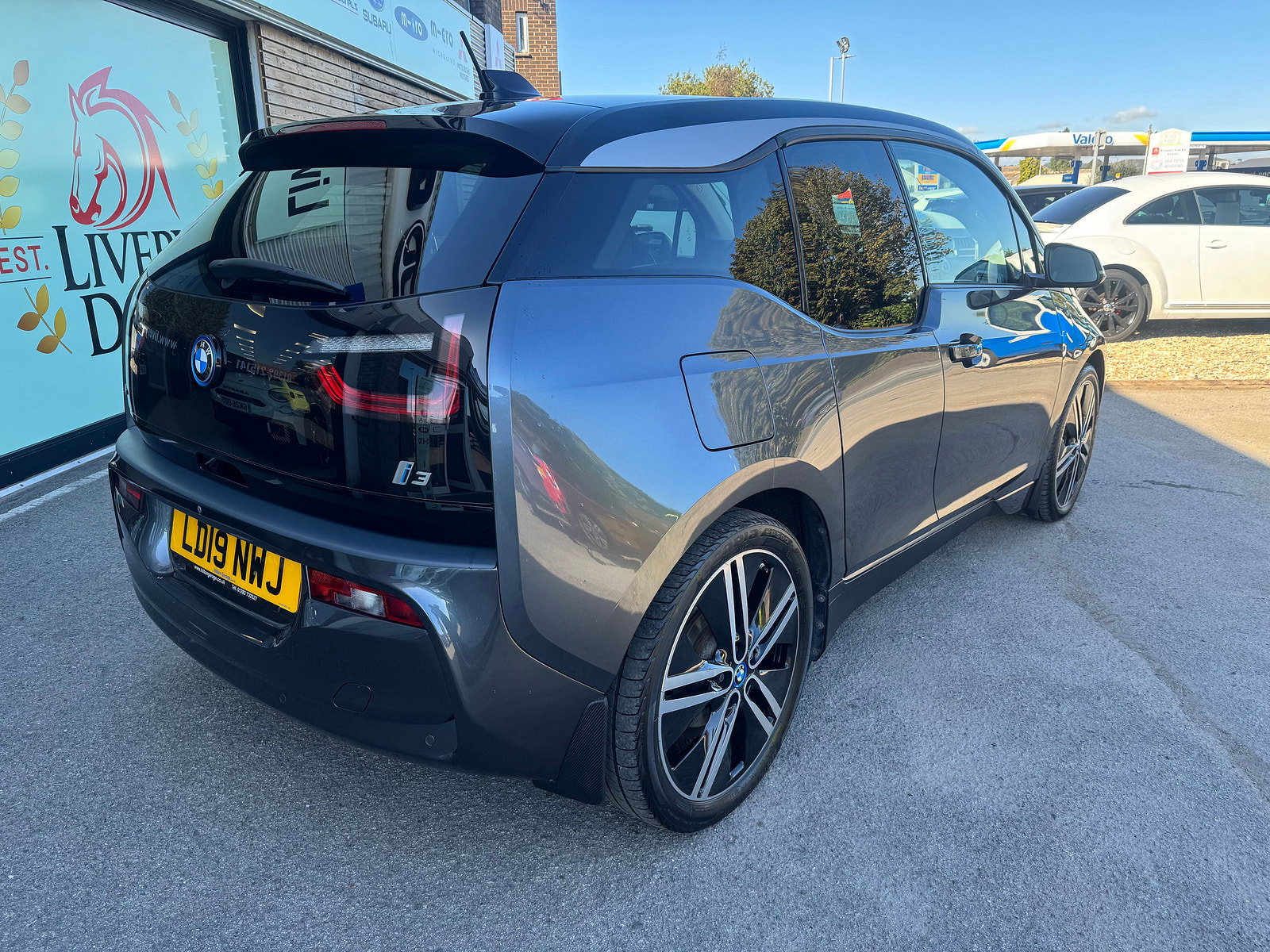 BMW i3 33kWh Hatchback 5dr Petrol Plug-in Hybrid Auto Euro 6 (s/s) (Range Extender) (170 ps) 5dr Automatic 2019