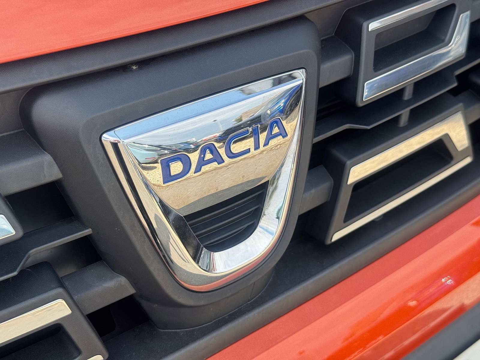 Dacia Duster 1.0 TCe Comfort SUV 5dr Bi Fuel Manual Euro 6 (s/s) (100 ps) 5dr Manual 2022