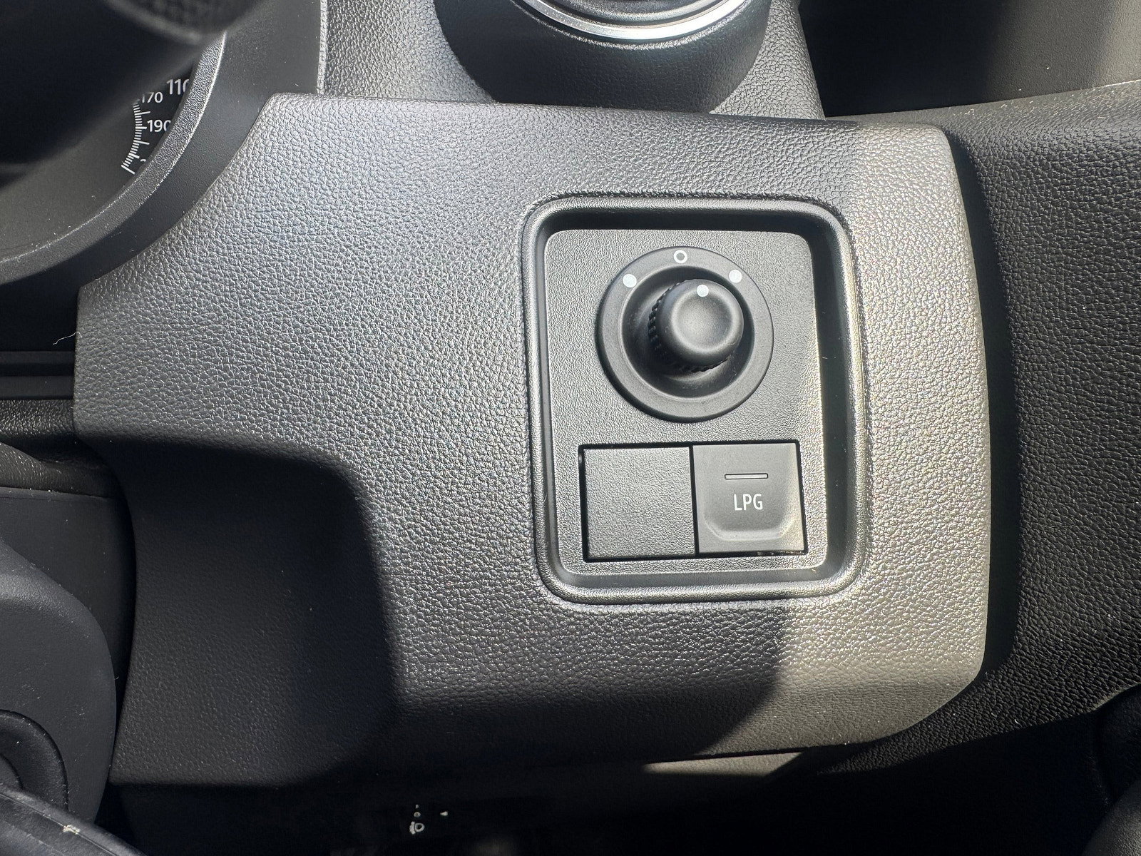 Dacia Duster 1.0 TCe Comfort SUV 5dr Bi Fuel Manual Euro 6 (s/s) (100 ps) 5dr Manual 2022