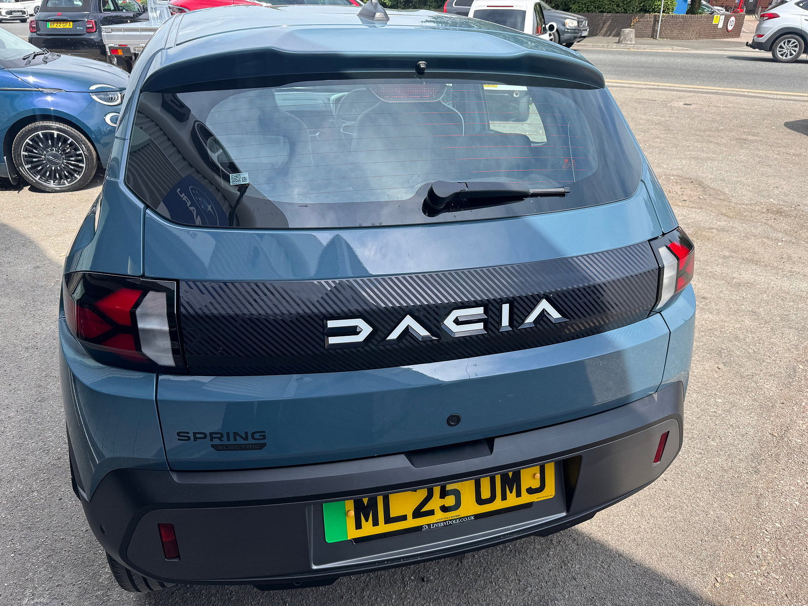 Dacia Spring 65 26.8kWh Expression Hatchback 5dr Electric Auto (65 ps) 5dr Automatic 2025
