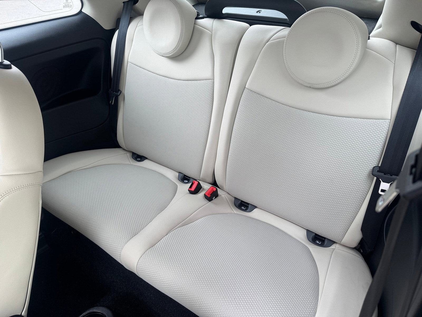 Fiat 500C 1.0 MHEV Dolcevita Convertible 2dr Petrol Manual Euro 6 (s/s) (70 bhp) 2dr Manual 2020