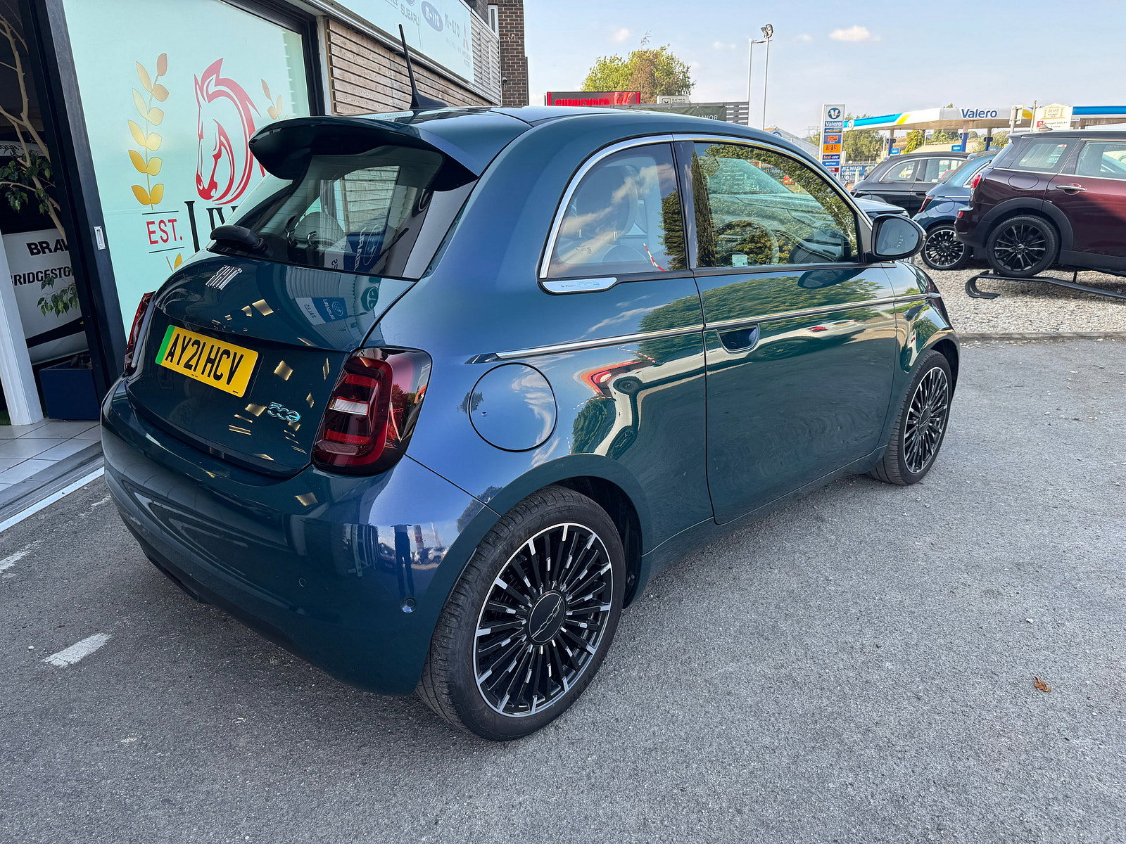 Fiat 500e 42kWh La Prima Hatchback 3dr Electric Auto (118 ps) 3dr Automatic 2021