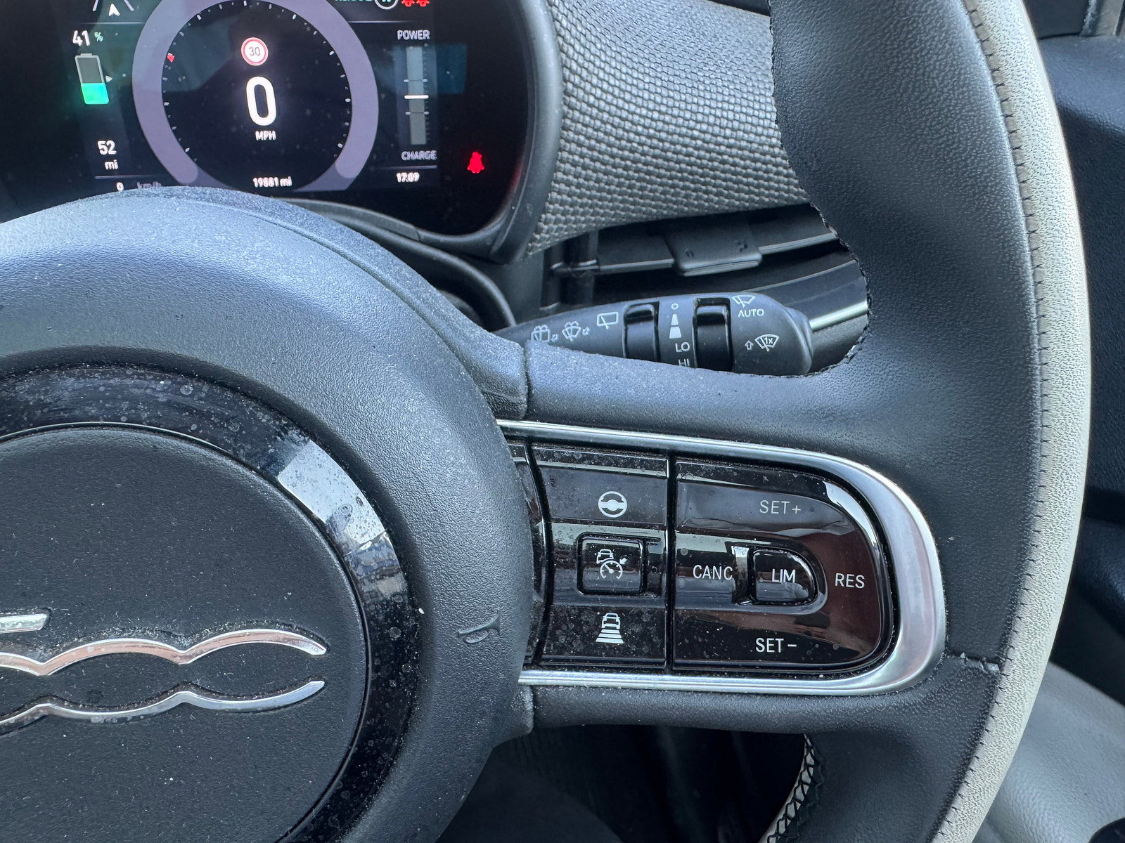 Fiat 500e 42kWh La Prima Hatchback 3dr Electric Auto (118 ps) 3dr Automatic 2021