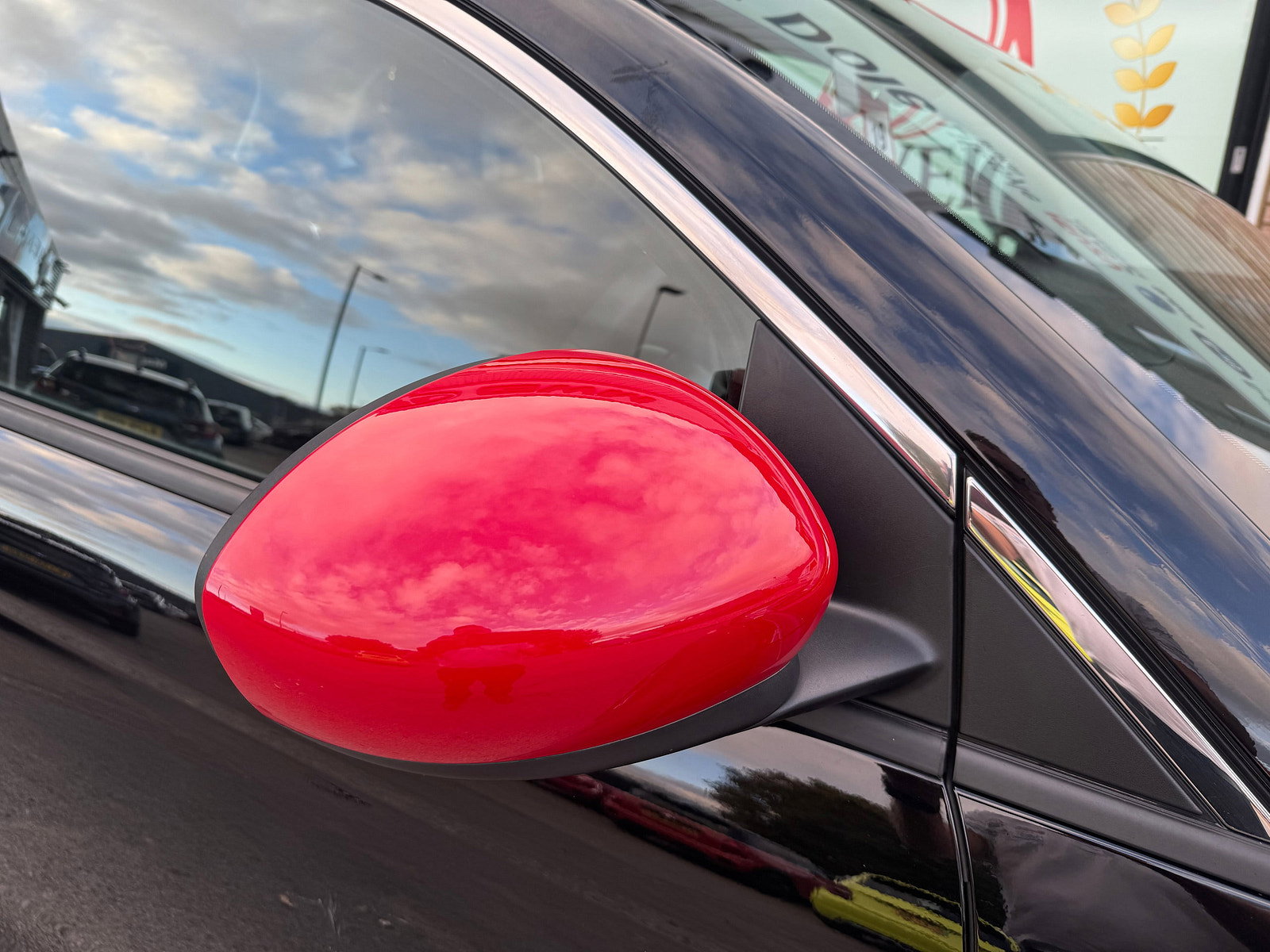 Fiat 500e 42kWh RED Hatchback 3dr Electric Auto (118 ps) 3dr Automatic 2022