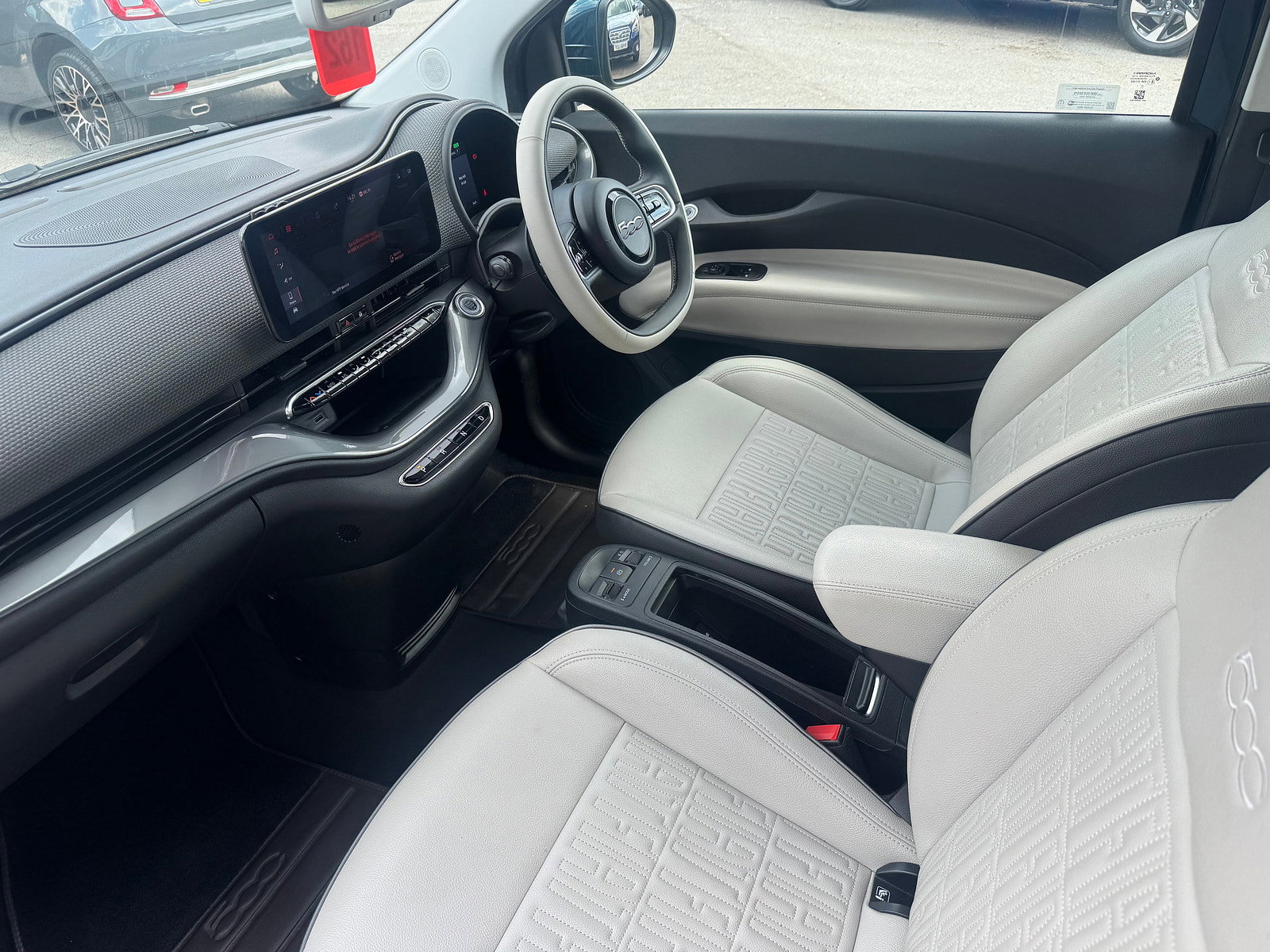 Fiat 500e C 42kWh La Prima Convertible 2dr Electric Auto (118 ps) 2dr Automatic 2021