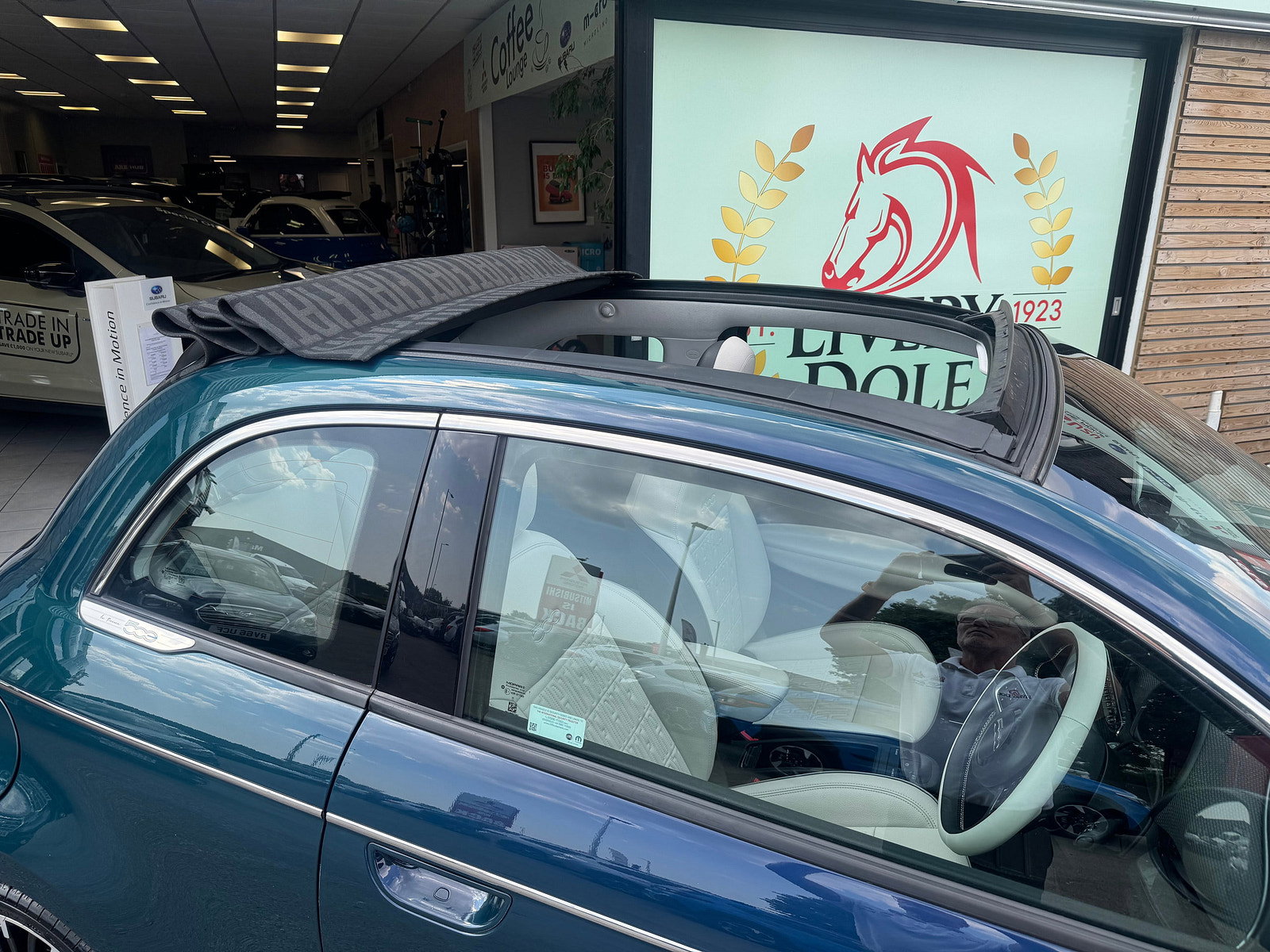 Fiat 500e C 42kWh La Prima Convertible 2dr Electric Auto (118 ps) 2dr Automatic 2021