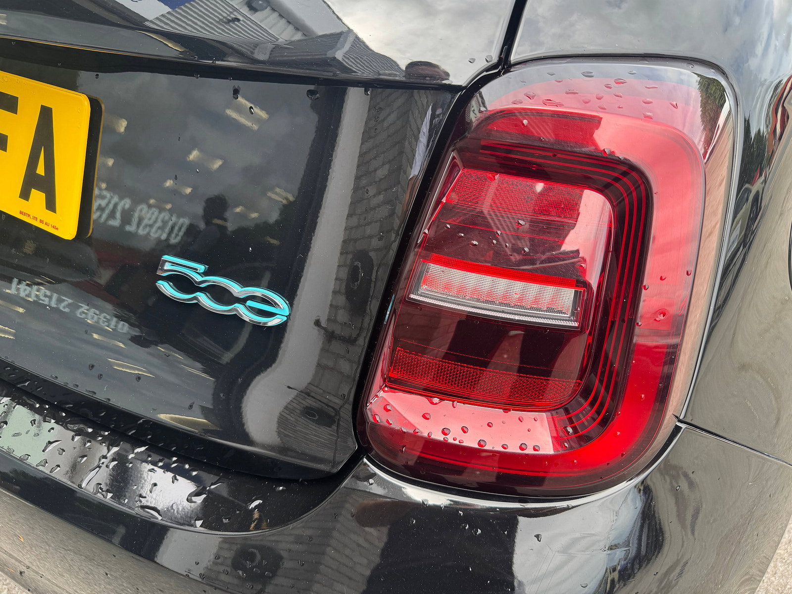 Fiat 500e C 42kWh RED Convertible 2dr Electric Auto (118 ps) 2dr Automatic 2022