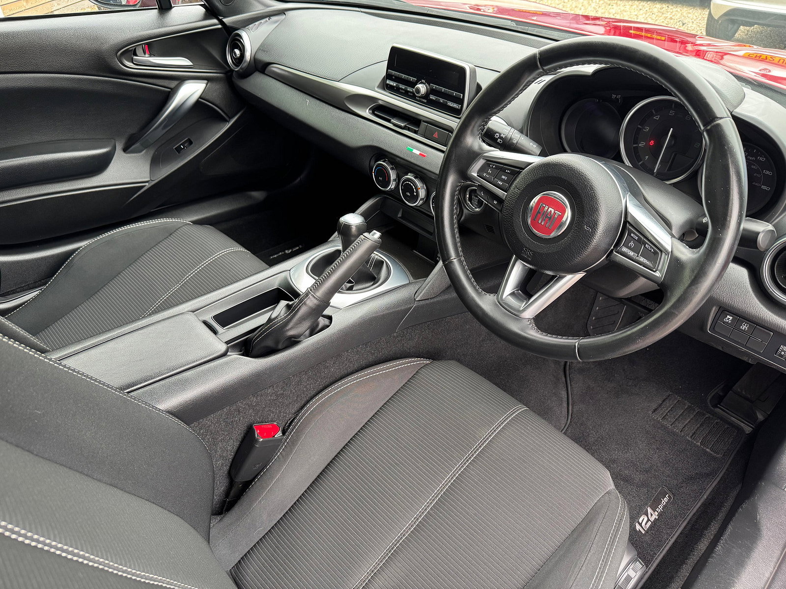 Fiat 124 Spider 1.4 MultiAir Classica Convertible 2dr Petrol Euro 6 (140 ps) 2dr Manual 2018
