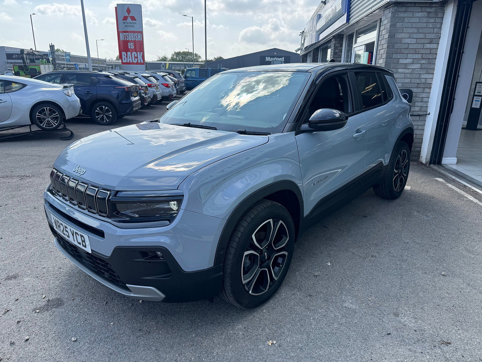 Jeep Avenger 1.2 Summit SUV 5dr Petrol Manual Euro 6 (s/s) (100 ps) 5dr Manual 2025