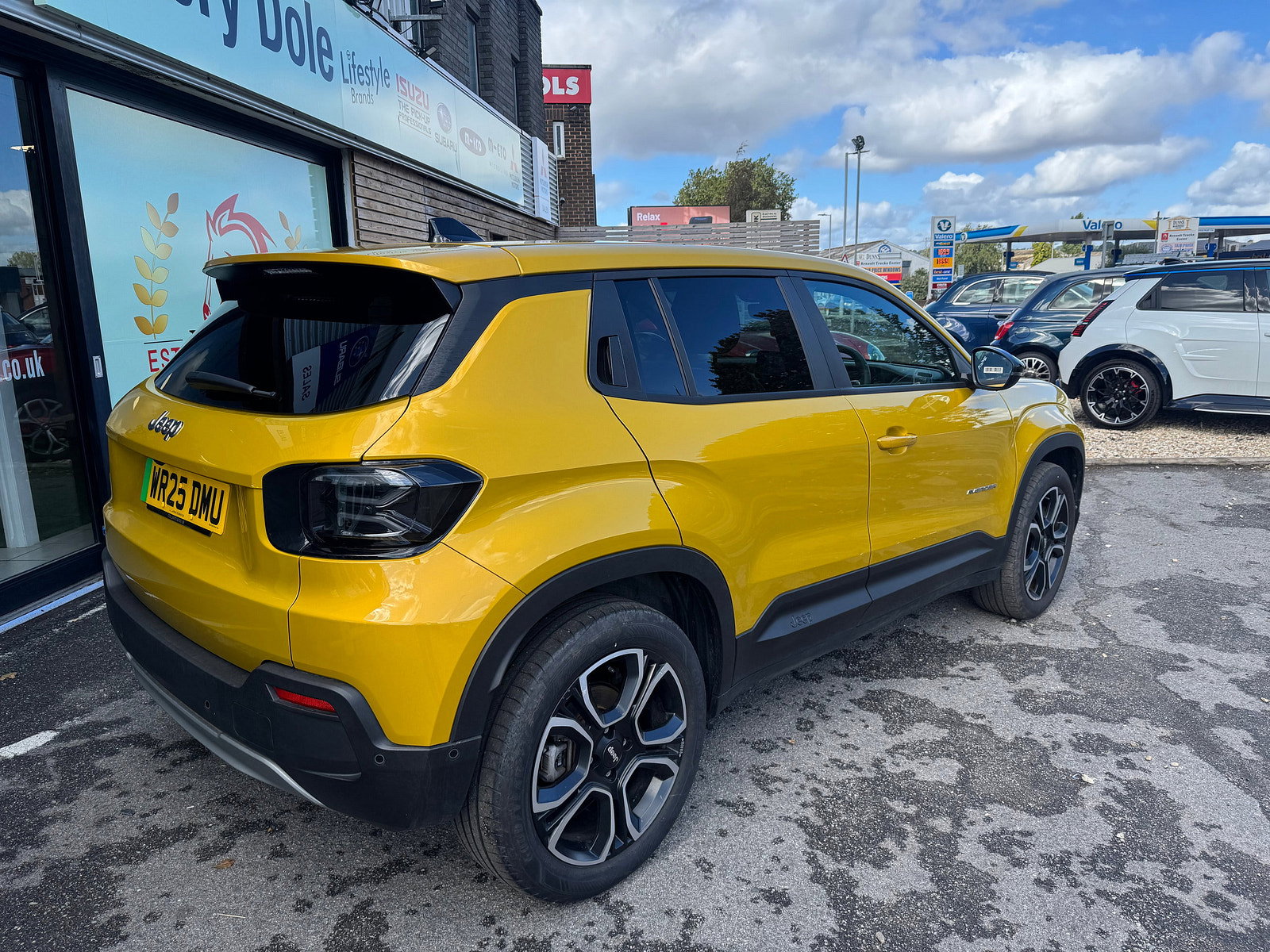 Jeep Avenger 54kWh e-Summit SUV 5dr Electric Auto (156 ps) 5dr Automatic 2025