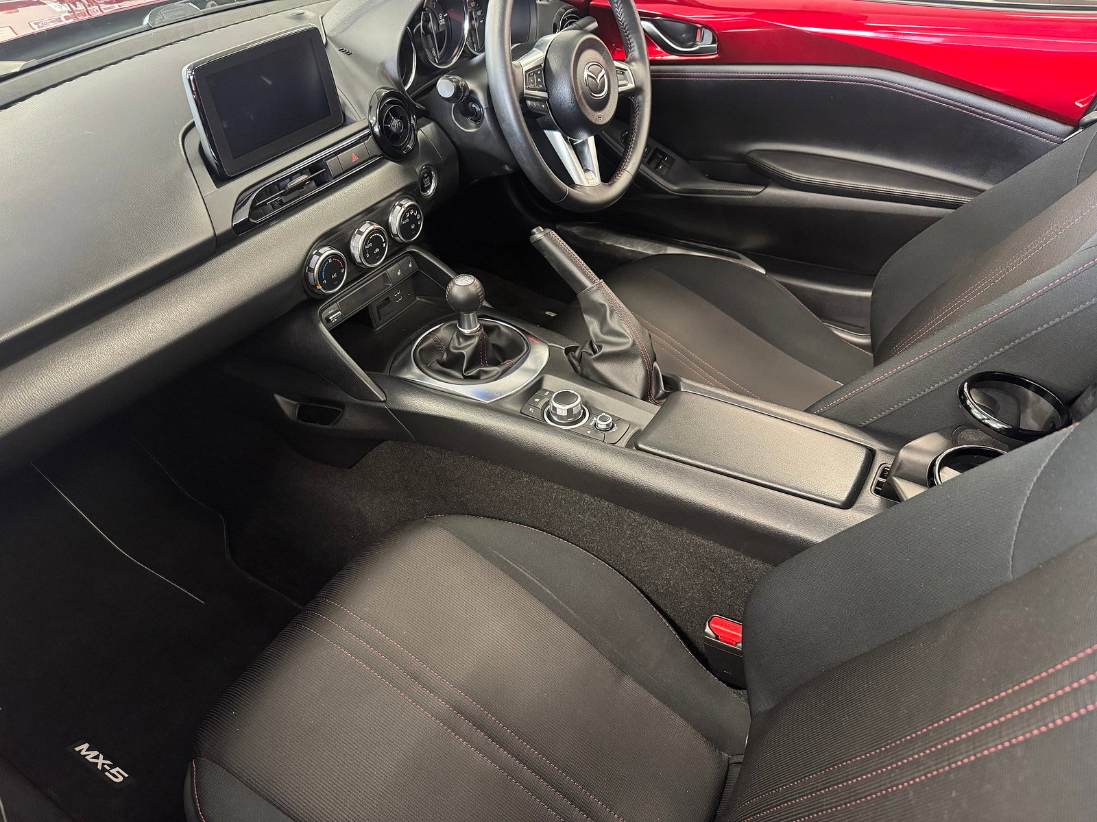 Mazda MX-5 RF 2.0 SKYACTIV-G SE-L Nav Convertible 2dr Petrol Manual Euro 6 (160 ps) 2dr Manual 2018
