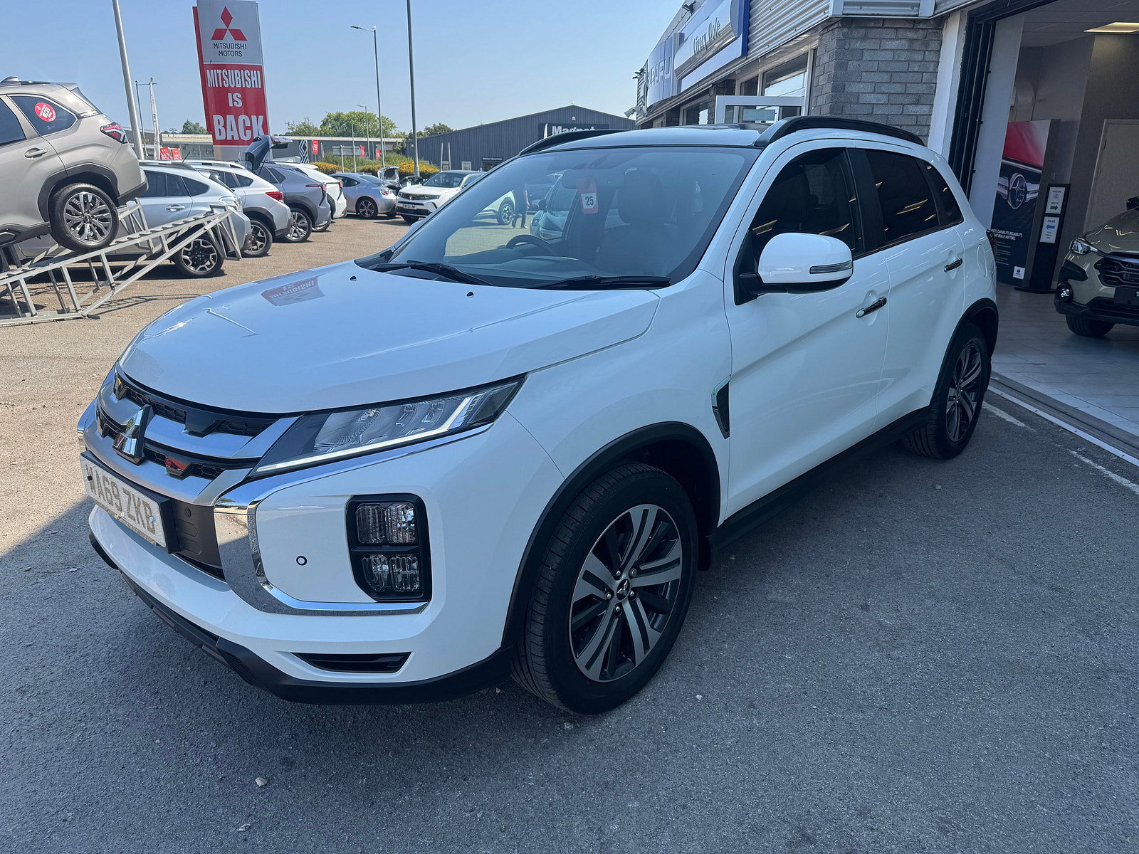 Mitsubishi ASX 2.0 MIVEC Exceed SUV 5dr Petrol Manual Euro 6 (s/s) (150 ps) 5dr Manual 2019
