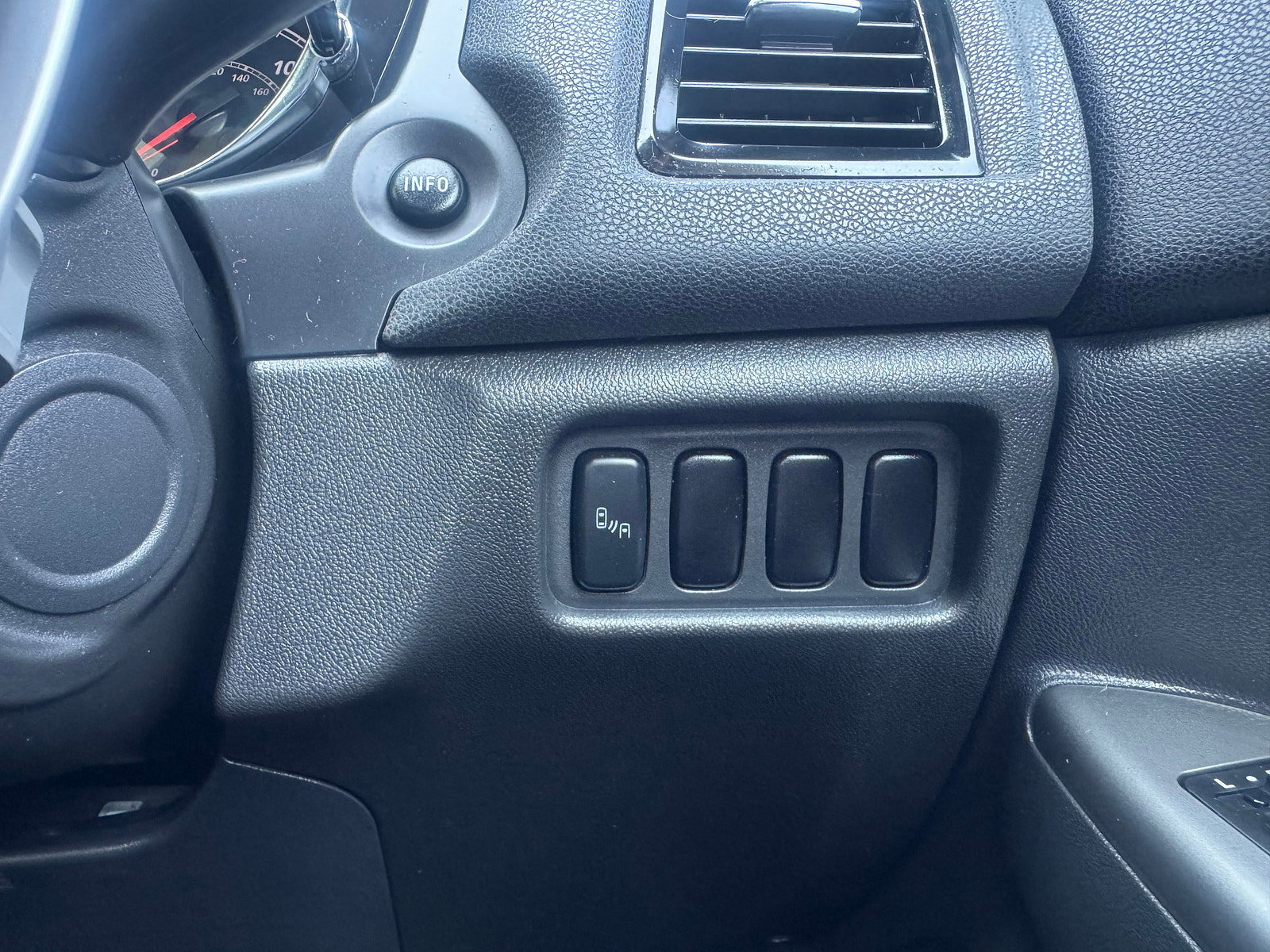 Mitsubishi ASX 2.0 MIVEC Exceed SUV 5dr Petrol Manual Euro 6 (s/s) (150 ps) 5dr Manual 2019