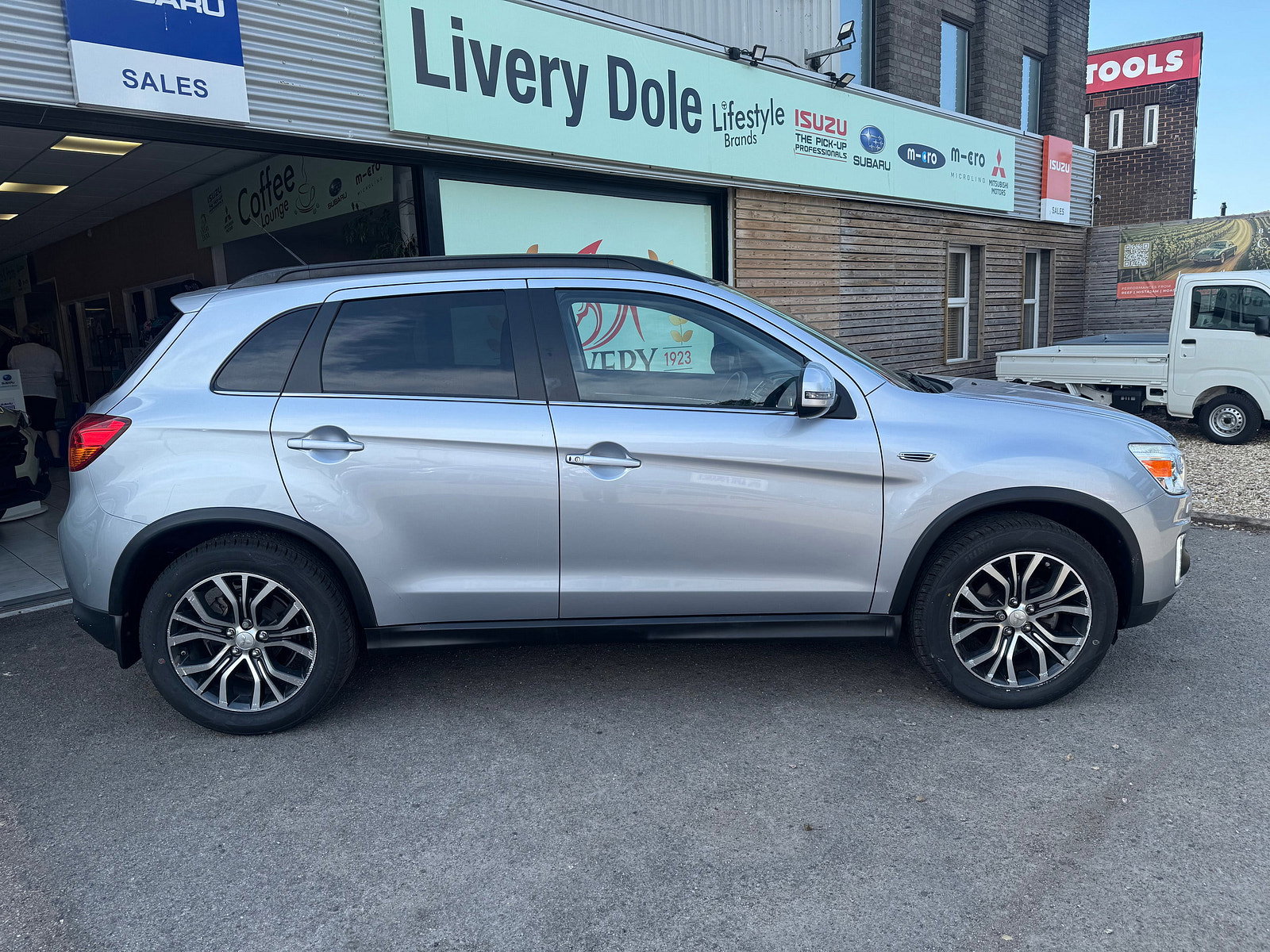 Mitsubishi ASX 2.2 DI-D ZC-H SUV 5dr Diesel Auto 4WD Euro 6 (147 ps) 5dr Automatic 2015