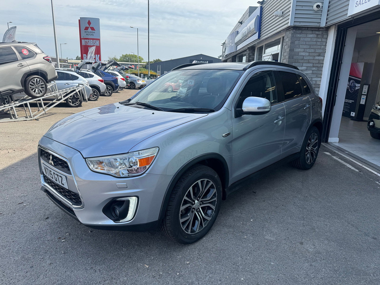 Mitsubishi ASX 2.2 DI-D ZC-H SUV 5dr Diesel Auto 4WD Euro 6 (147 ps) 5dr Automatic 2015