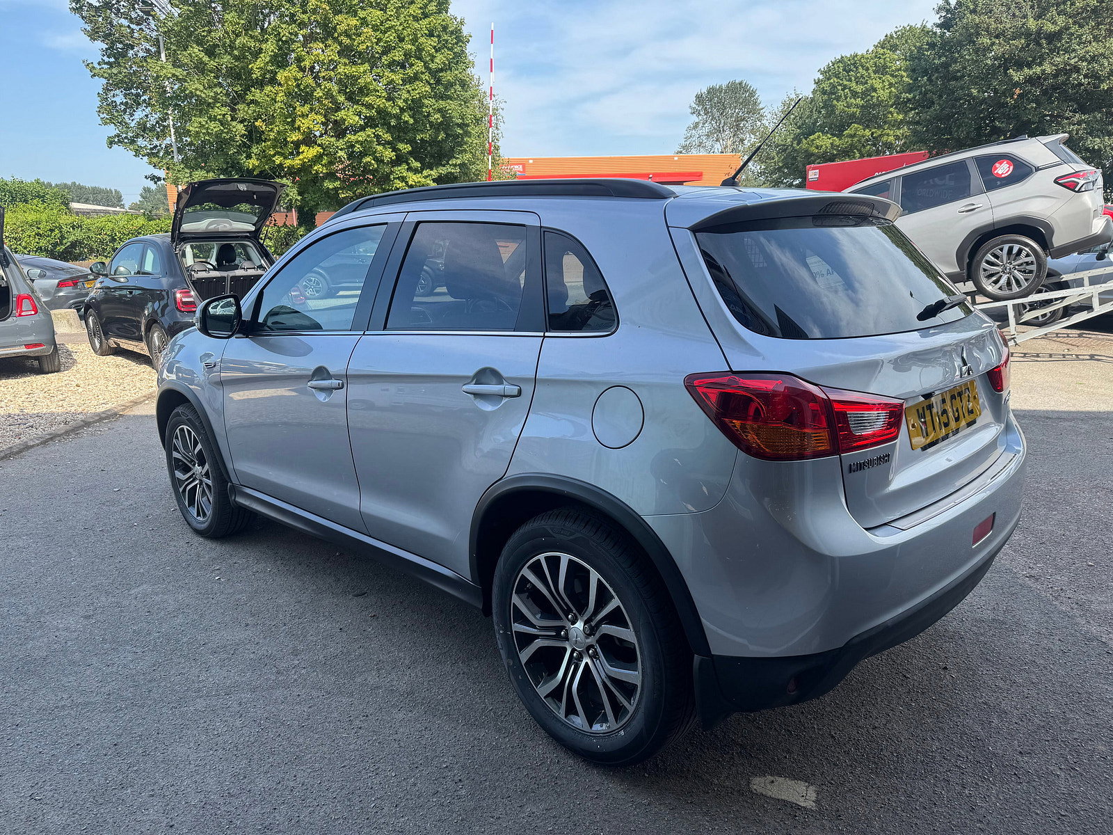 Mitsubishi ASX 2.2 DI-D ZC-H SUV 5dr Diesel Auto 4WD Euro 6 (147 ps) 5dr Automatic 2015