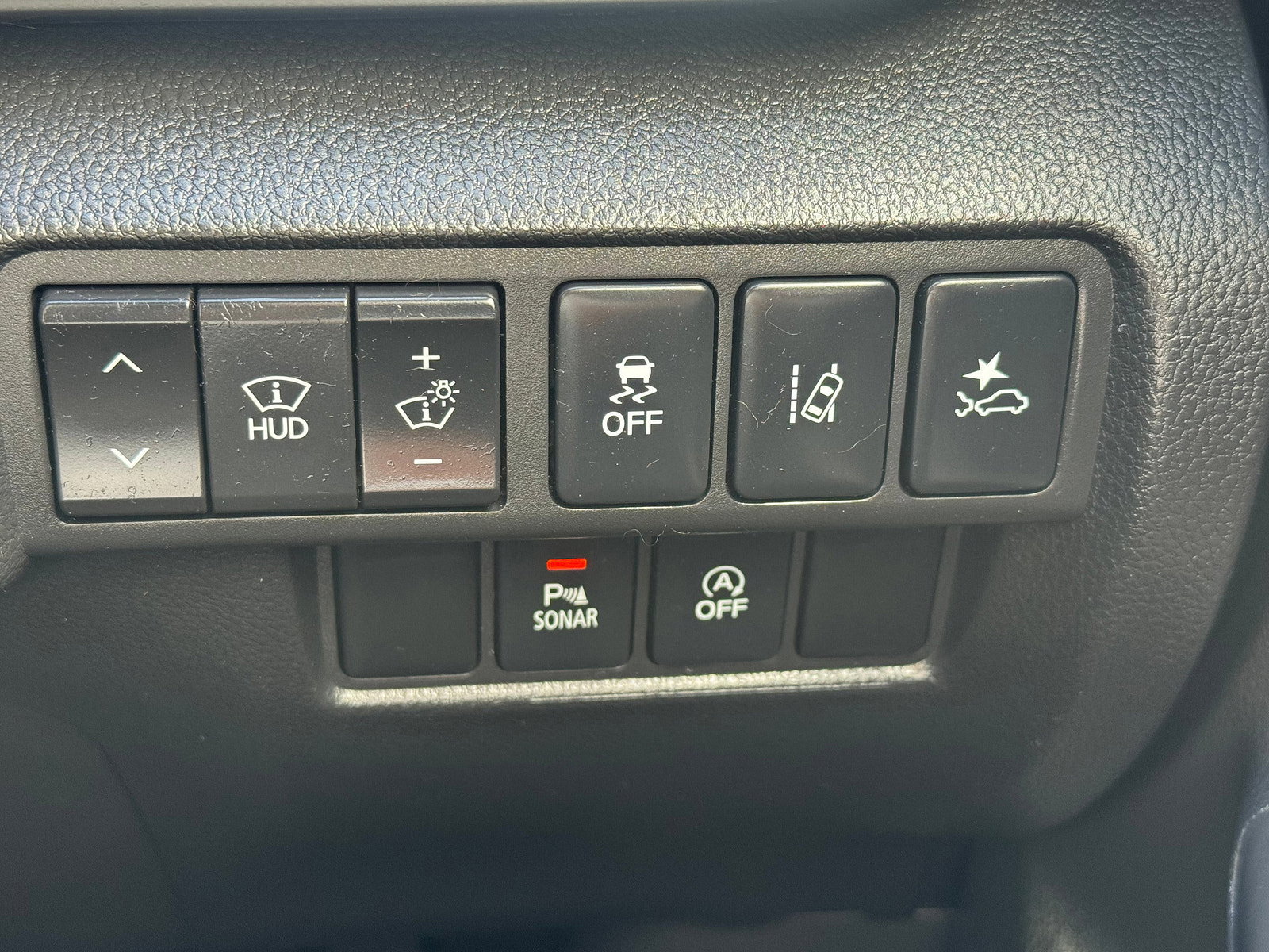 Mitsubishi Eclipse Cross 1.5T 4 SUV 5dr Petrol CVT 4WD Euro 6 (s/s) (163 ps) 5dr Automatic 2018