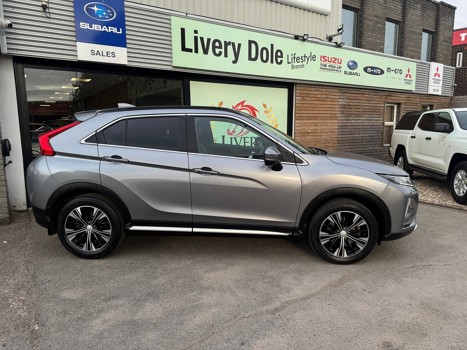 Mitsubishi Eclipse Cross 1.5T Exceed SUV 5dr Petrol CVT 4WD Euro 6 (s/s) (163 ps) 5dr Automatic 2020