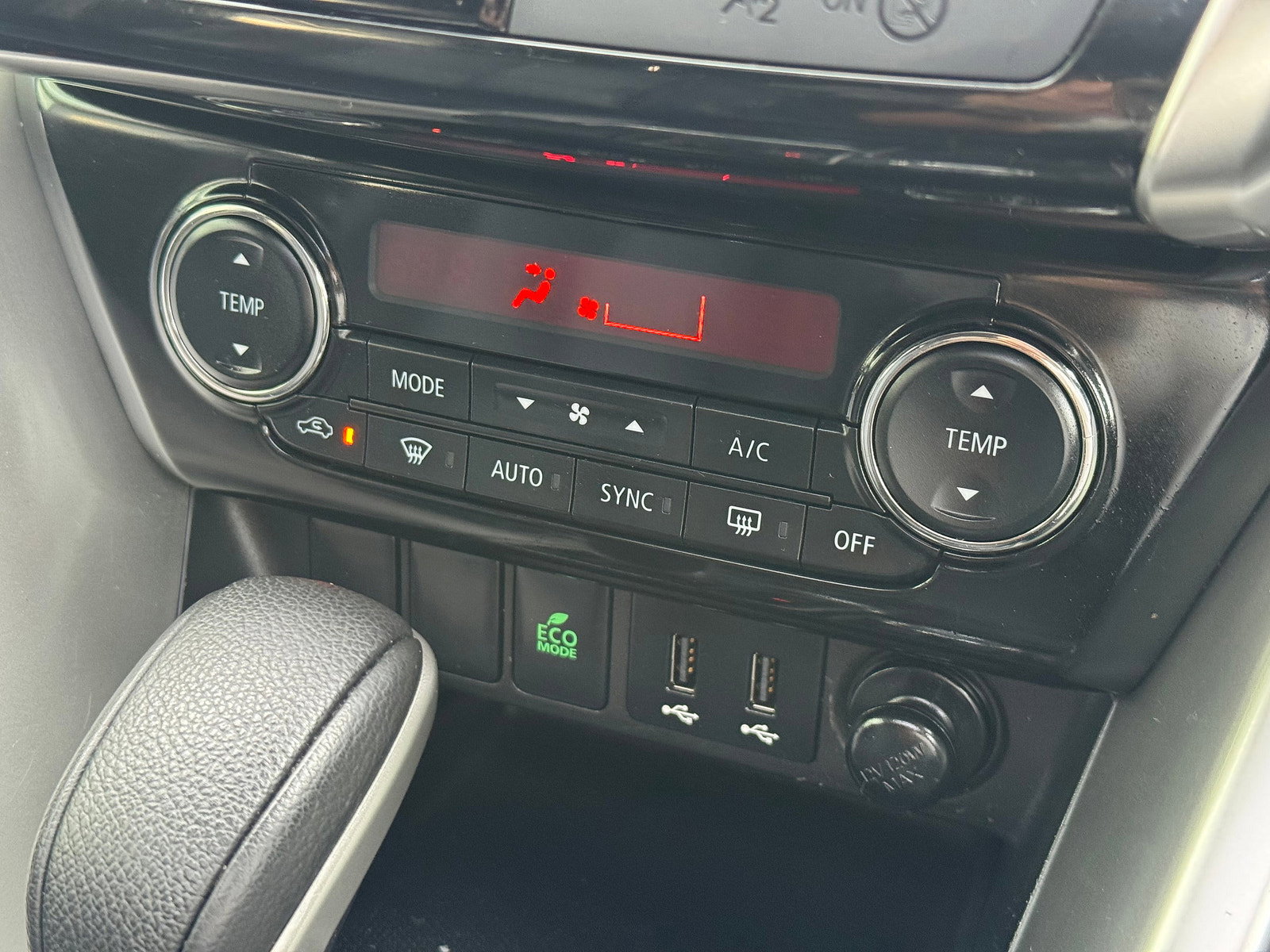 Mitsubishi Eclipse Cross 1.5T Exceed SUV 5dr Petrol CVT 4WD Euro 6 (s/s) (163 ps) 5dr Automatic 2020