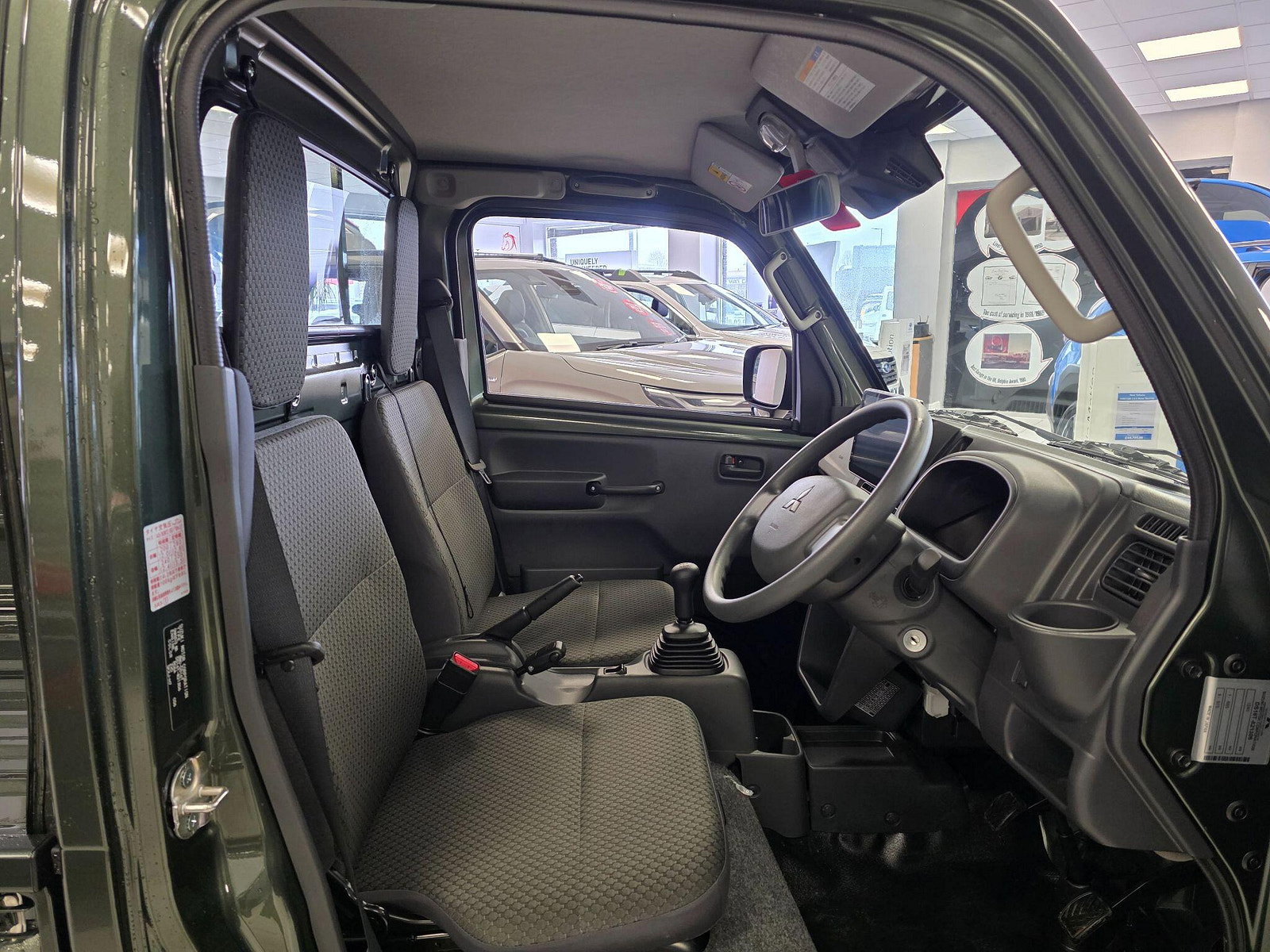 Mitsubishi Minicab  0dr Manual 2025