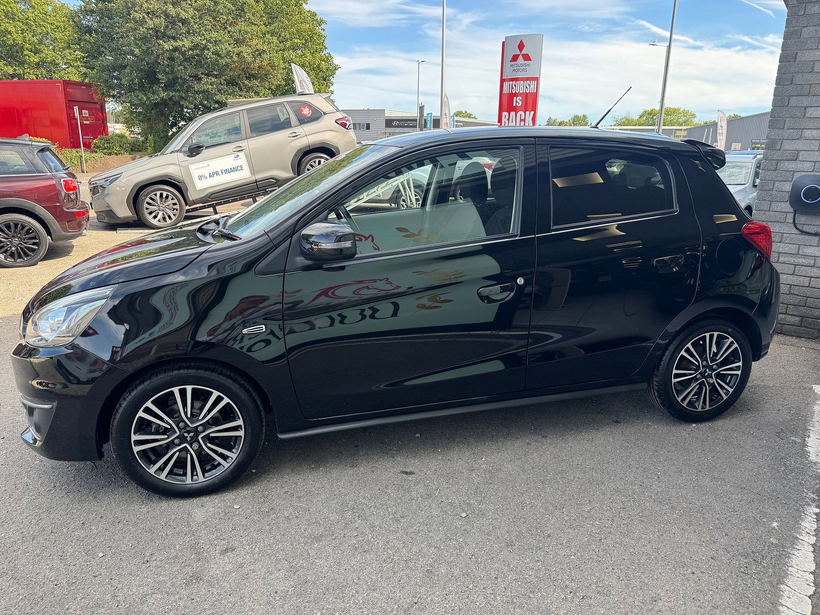 Mitsubishi Mirage 1.2 Juro Hatchback 5dr Petrol Manual Euro 6 (s/s) (79 ps) 5dr Manual 2016