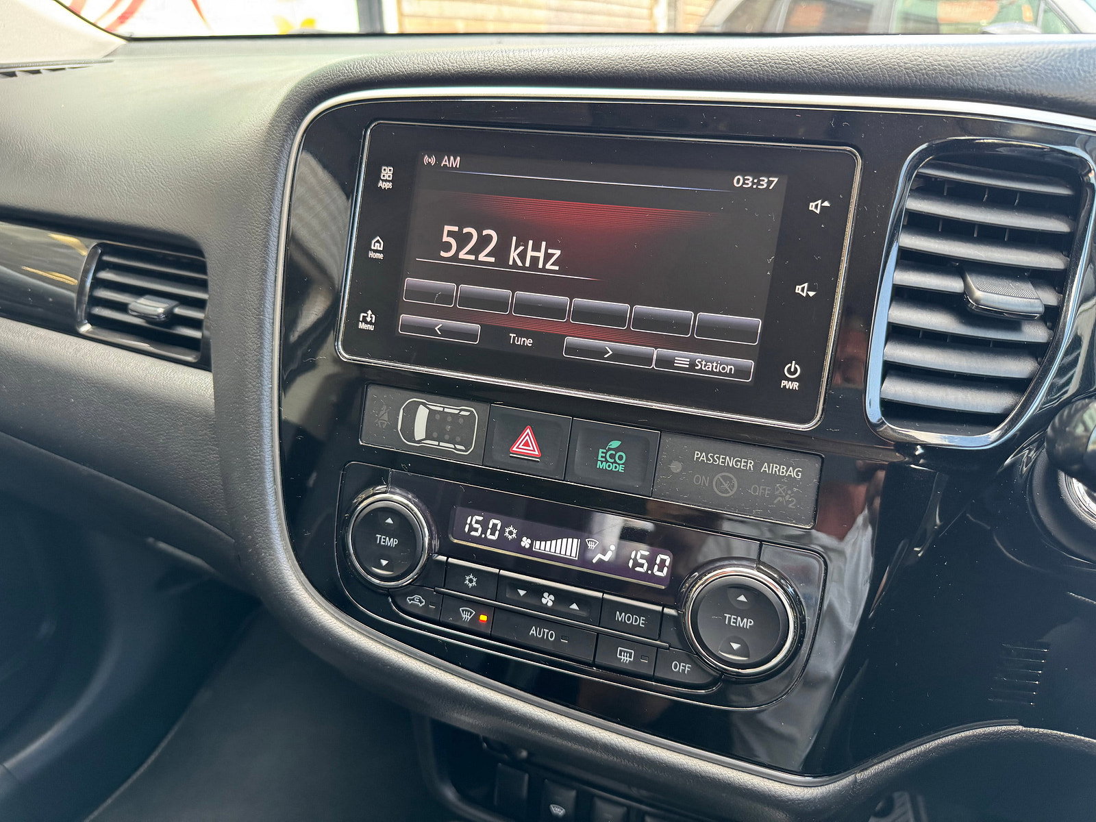 Mitsubishi Outlander 2.0h 12kWh 4h SUV 5dr Petrol Plug-in Hybrid CVT 4WD Euro 6 (s/s) (200 ps) 5dr Automatic 2018