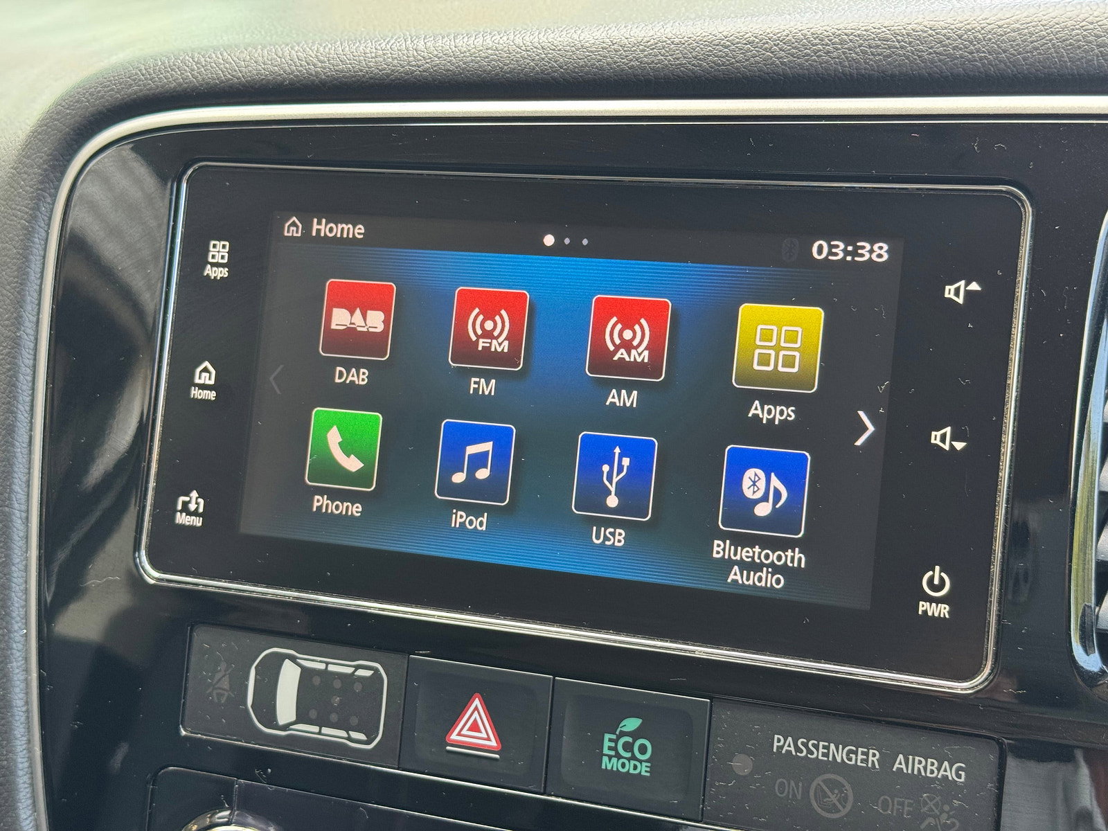 Mitsubishi Outlander 2.0h 12kWh 4h SUV 5dr Petrol Plug-in Hybrid CVT 4WD Euro 6 (s/s) (200 ps) 5dr Automatic 2018