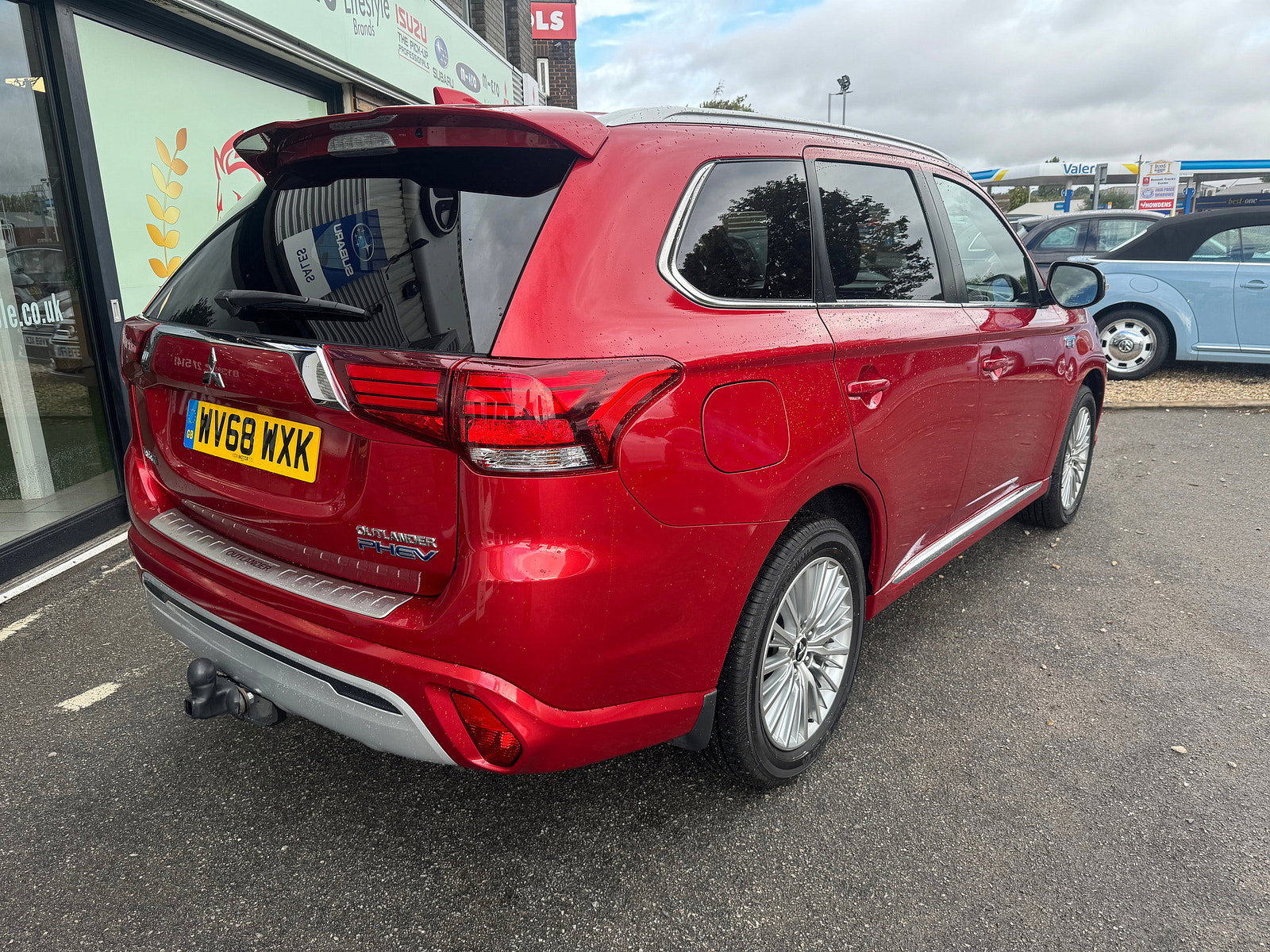 Mitsubishi Outlander 2.4h TwinMotor 13.8kWh 4h SUV 5dr Petrol Plug-in Hybrid CVT 4WD Euro 6 (s/s) (209 ps) 5dr Automatic 2018