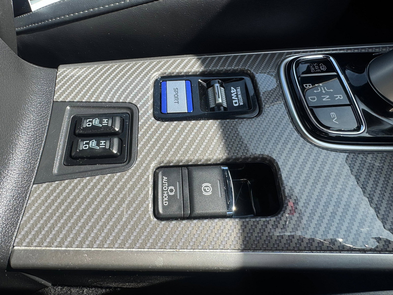 Mitsubishi Outlander 2.4h TwinMotor 13.8kWh 4h SUV 5dr Petrol Plug-in Hybrid CVT 4WD Euro 6 (s/s) (209 ps) 5dr Automatic 2019