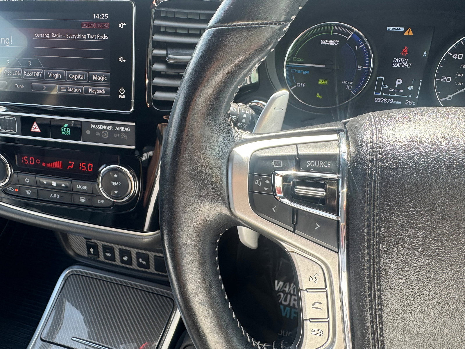 Mitsubishi Outlander 2.4h TwinMotor 13.8kWh 4h SUV 5dr Petrol Plug-in Hybrid CVT 4WD Euro 6 (s/s) (209 ps) 5dr Automatic 2019