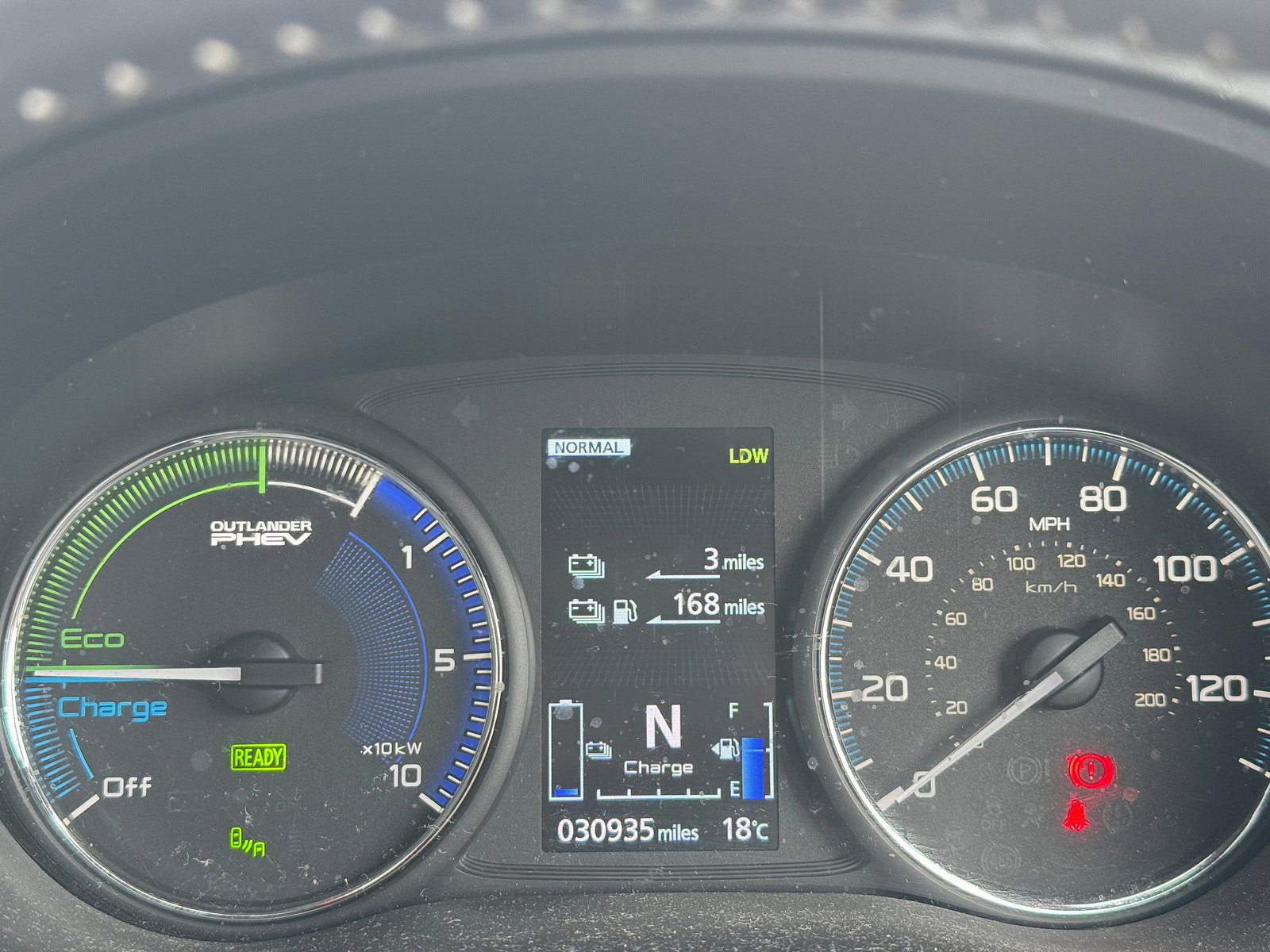 Mitsubishi Outlander 2.4h TwinMotor 13.8kWh Exceed Safety SUV 5dr Petrol Plug-in Hybrid CVT 4WD Euro 6 (s/s) (224 ps) 5dr Automatic 2020