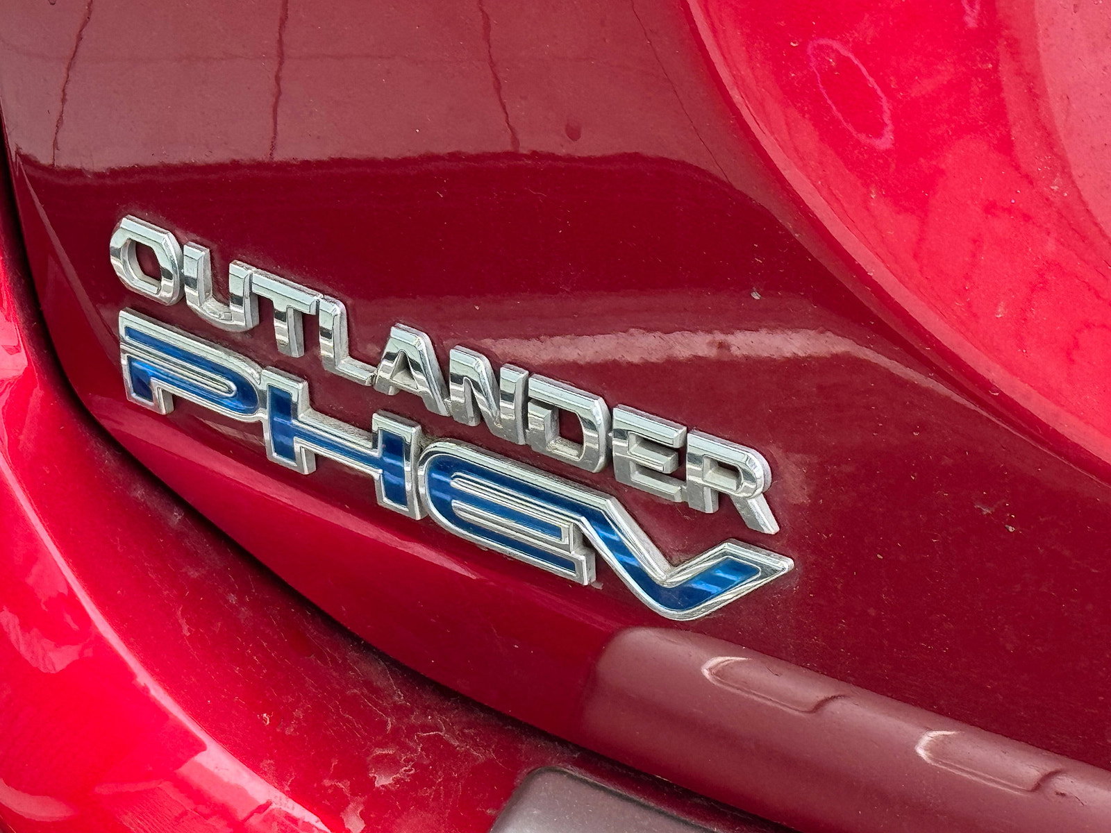 Mitsubishi Outlander 2.4h TwinMotor 13.8kWh Exceed Safety SUV 5dr Petrol Plug-in Hybrid CVT 4WD Euro 6 (s/s) (224 ps) 5dr Automatic 2020