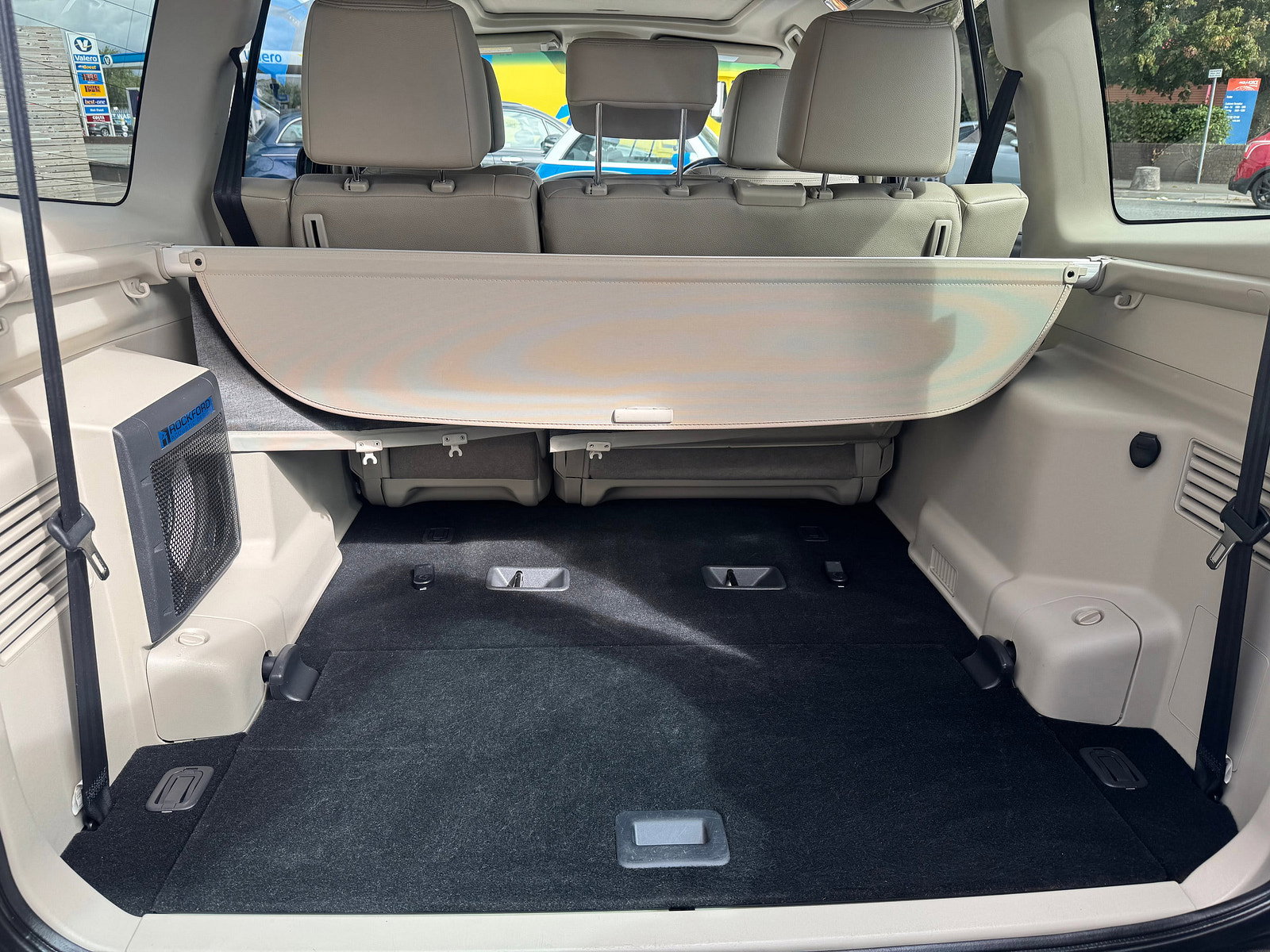 Mitsubishi Shogun 3.2 DI-DC SG3 SUV 5dr Diesel Auto 4WD Euro 6 LWB (187 ps) 5dr Automatic 2016