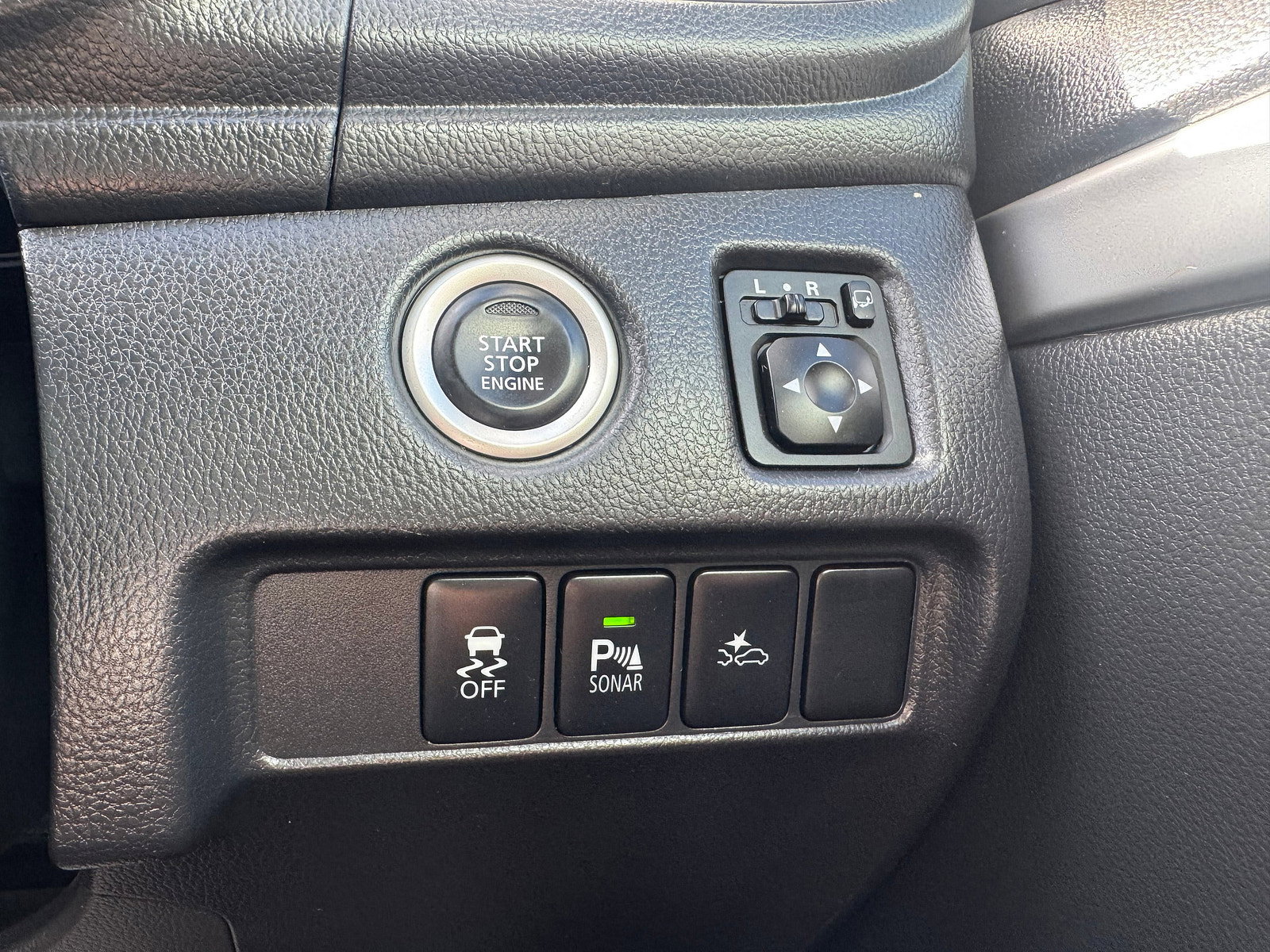 Mitsubishi Shogun Sport 2.4D 4 SUV 5dr Diesel Auto 4WD Euro 6 (181 ps) 5dr Automatic 2020
