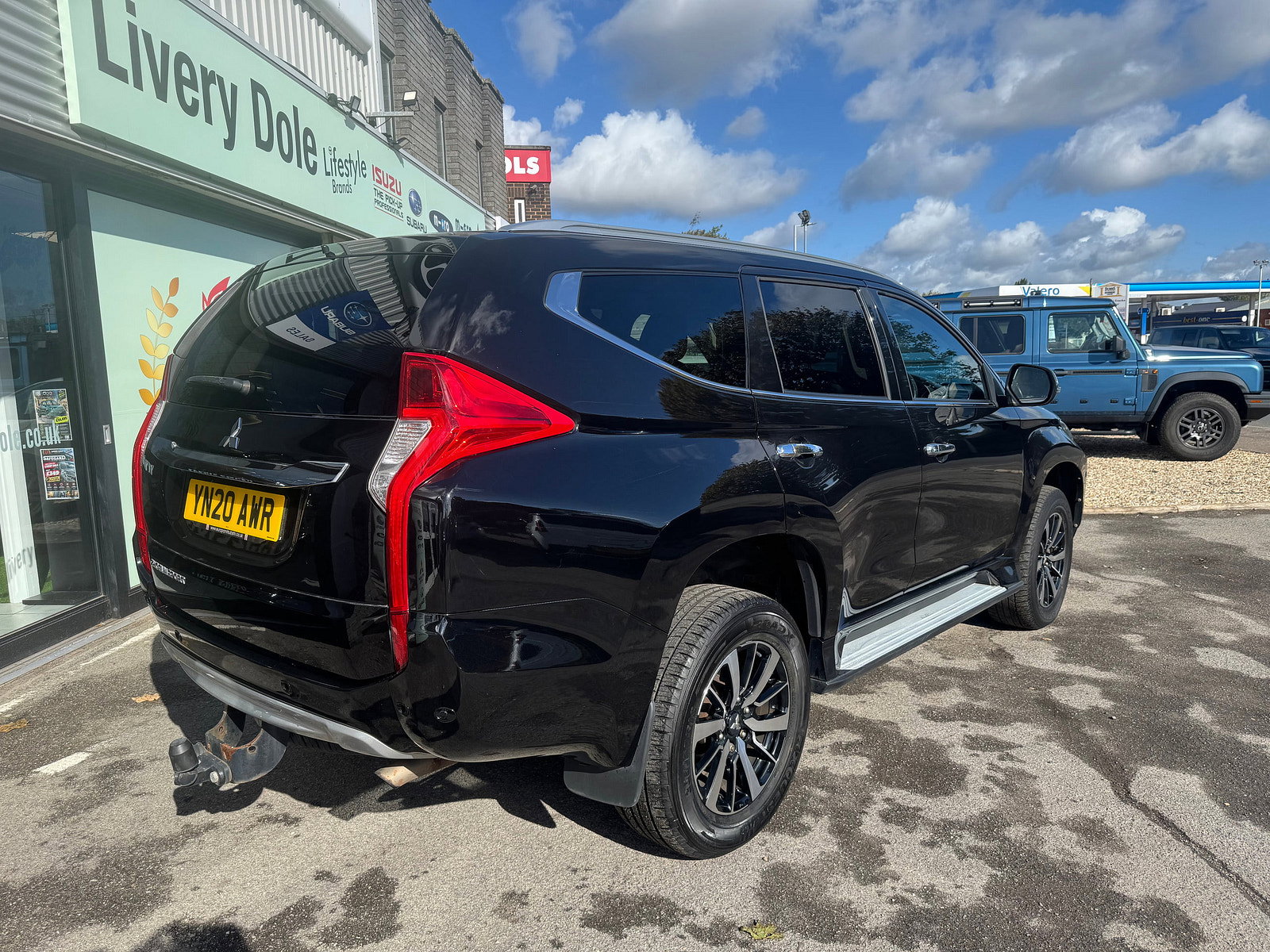 Mitsubishi Shogun Sport 2.4D 4 SUV 5dr Diesel Auto 4WD Euro 6 (181 ps) 5dr Automatic 2020