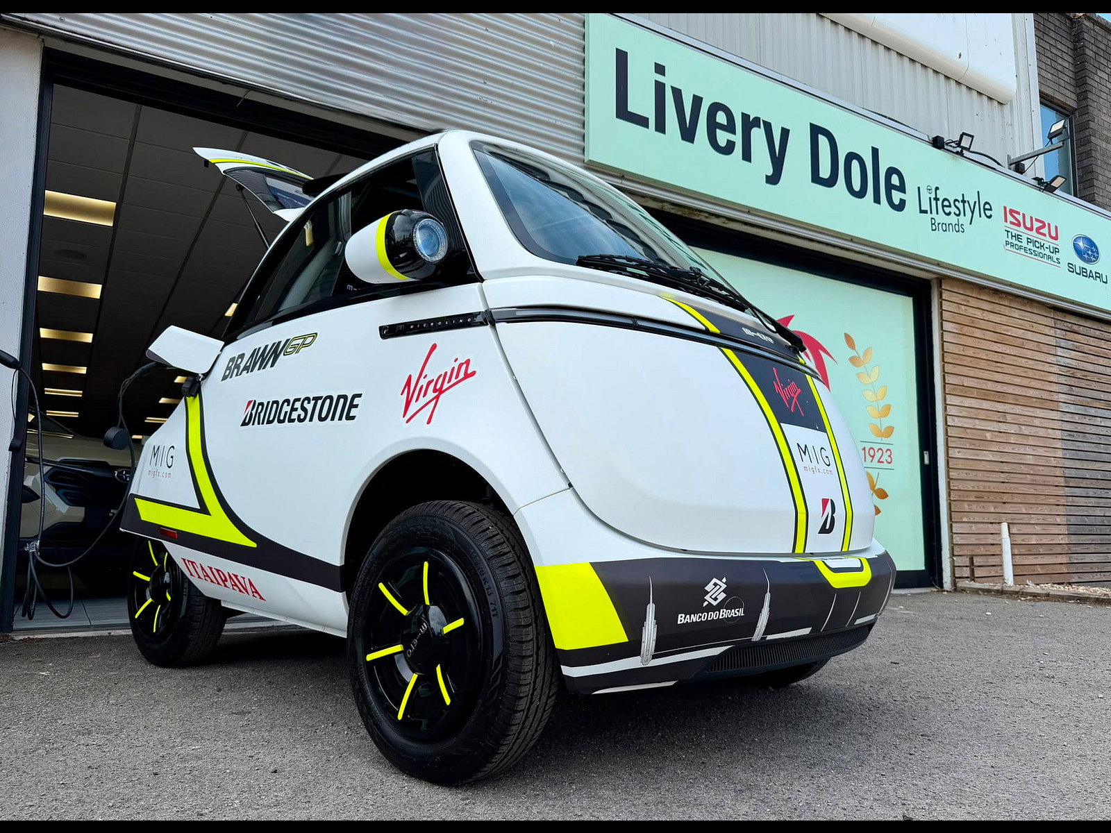Micro Microlino 10.5kWh Medium Range Auto 2dr LHD 2dr Automatic 2025