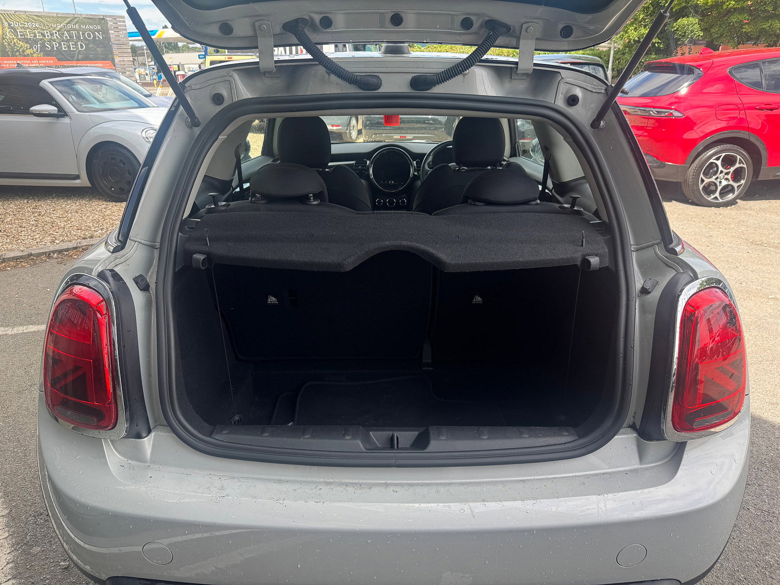 MINI Electric hatch Cooper SE 32.6kWh Level 1 Hatchback 3dr Electric Auto (184 ps) 3dr Automatic 2021