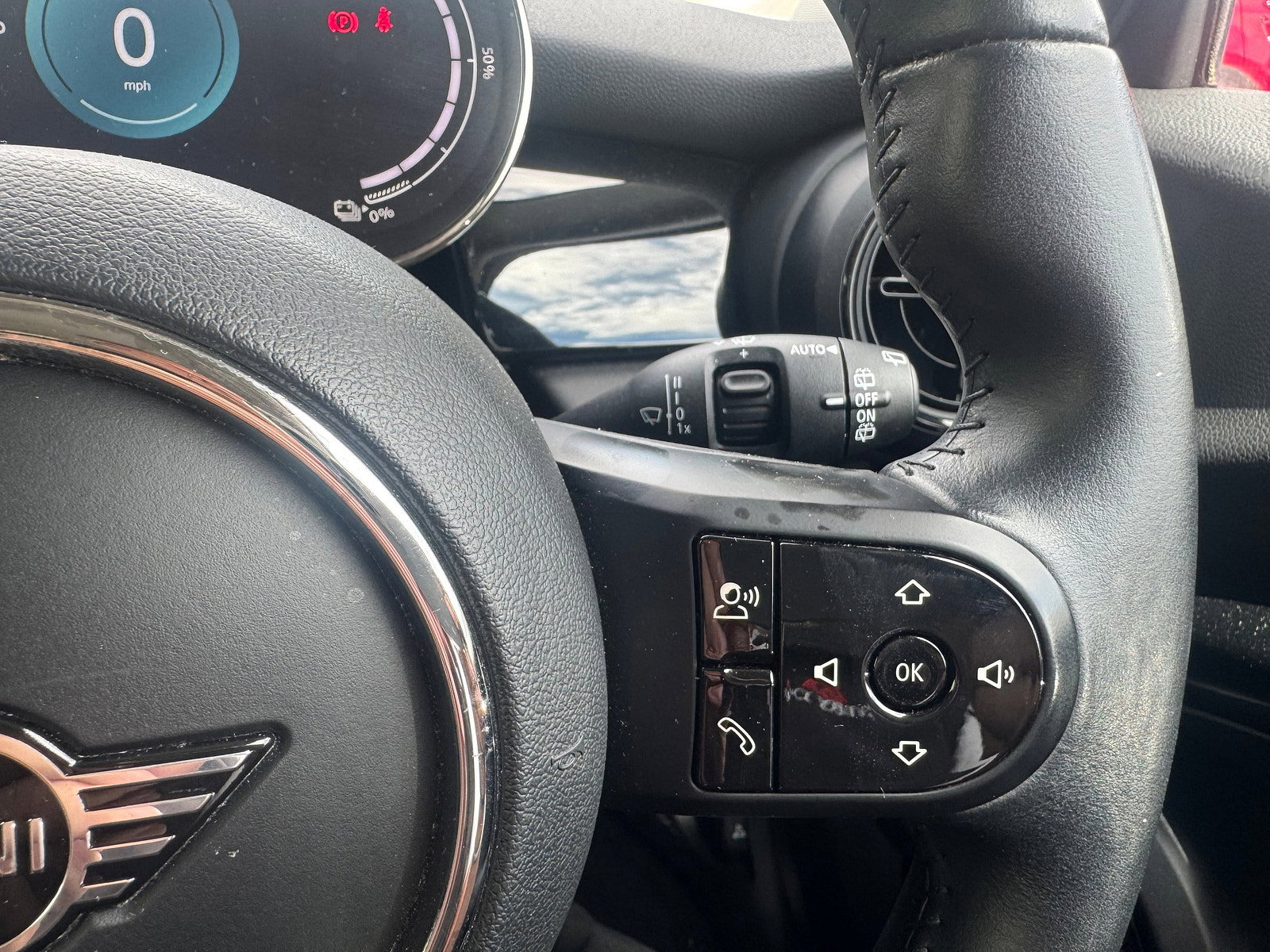 MINI Electric hatch Cooper SE 32.6kWh Level 1 Hatchback 3dr Electric Auto (184 ps) 3dr Automatic 2021