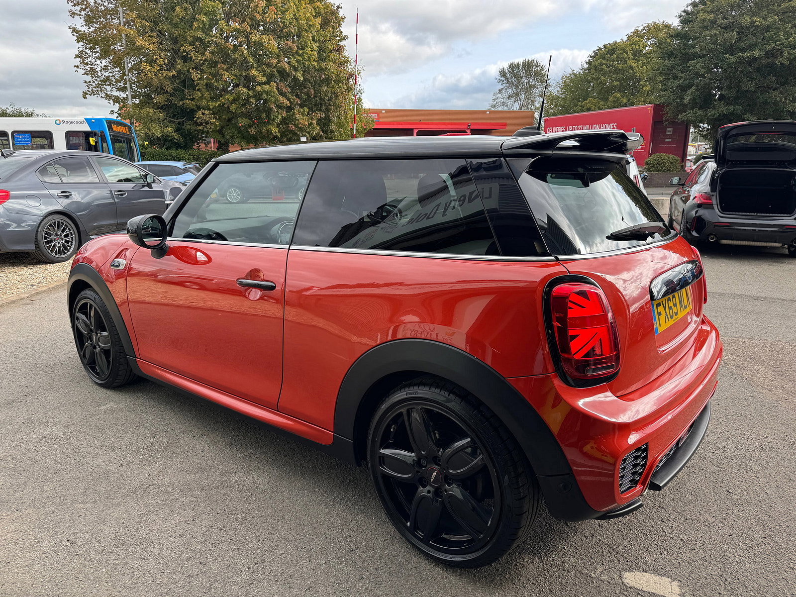 MINI Hatch 1.5 Cooper Sport Hatchback 3dr Petrol Manual Euro 6 (s/s) (136 ps) 3dr Manual 2019