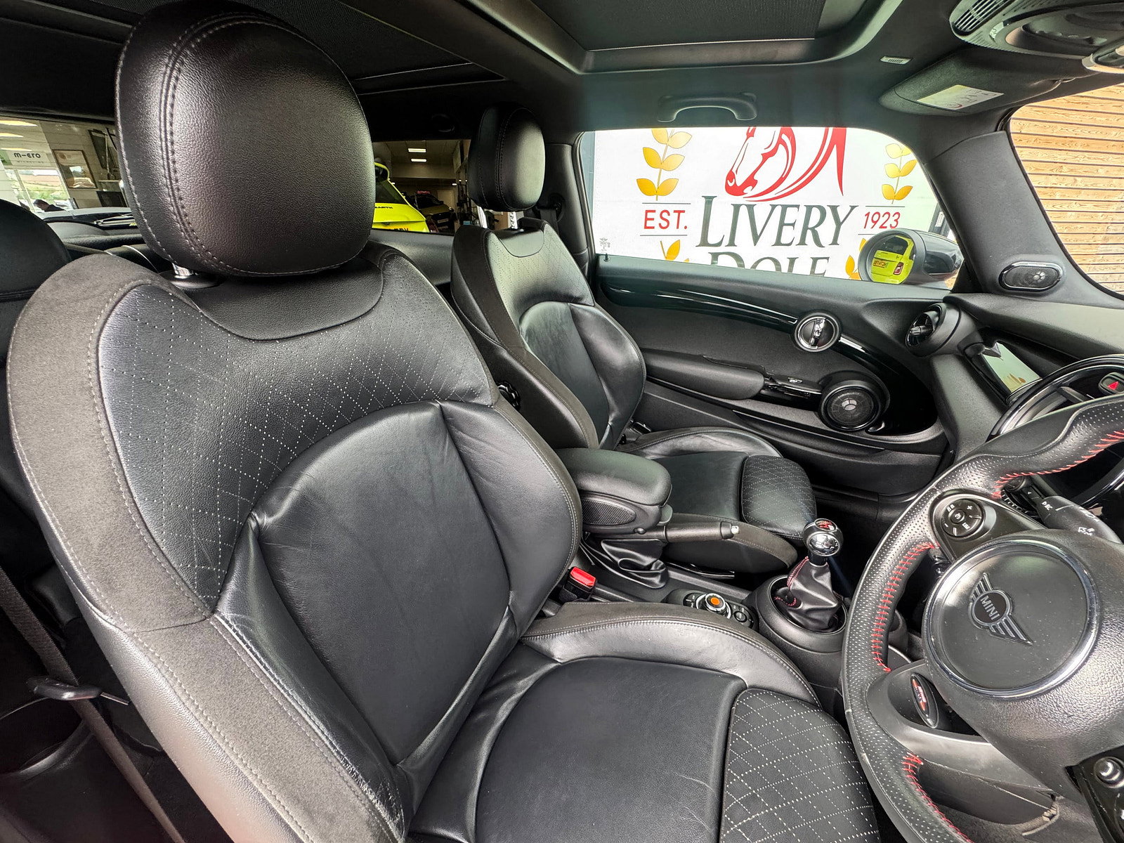MINI Hatch 1.5 Cooper Sport Hatchback 3dr Petrol Manual Euro 6 (s/s) (136 ps) 3dr Manual 2019