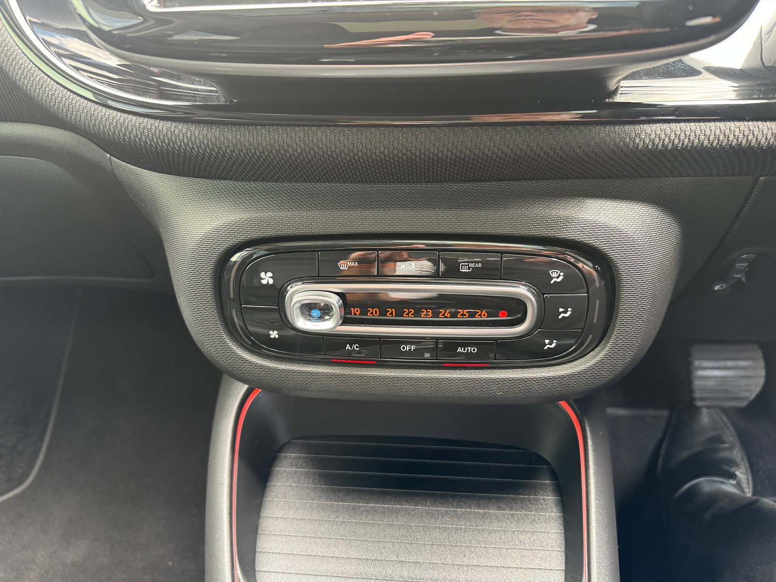 Smart ForFour 17.6kWh Exclusive Hatchback 5dr Electric Auto (22kW Charger) (82 ps) 5dr Automatic 2021
