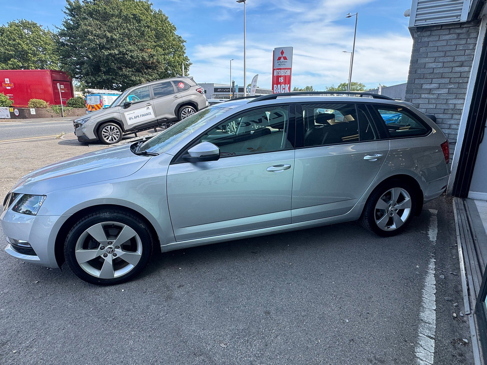 Skoda Octavia 1.5 TSI ACT SE Drive Estate 5dr Petrol DSG Euro 6 (s/s) (150 ps) 5dr Automatic 2019
