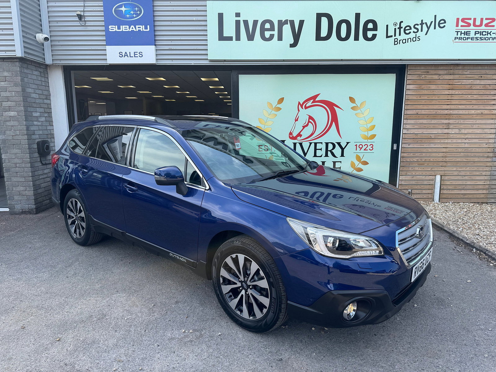 Subaru Outback 2.5i SE Premium Estate 5dr Petrol Lineartronic 4WD Euro 6 (s/s) (175 ps) 5dr Automatic 2016