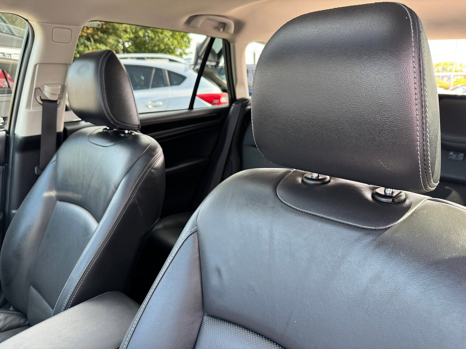 Subaru Outback 2.5i SE Premium Estate 5dr Petrol Lineartronic 4WD Euro 6 (s/s) (175 ps) 5dr Automatic 2016