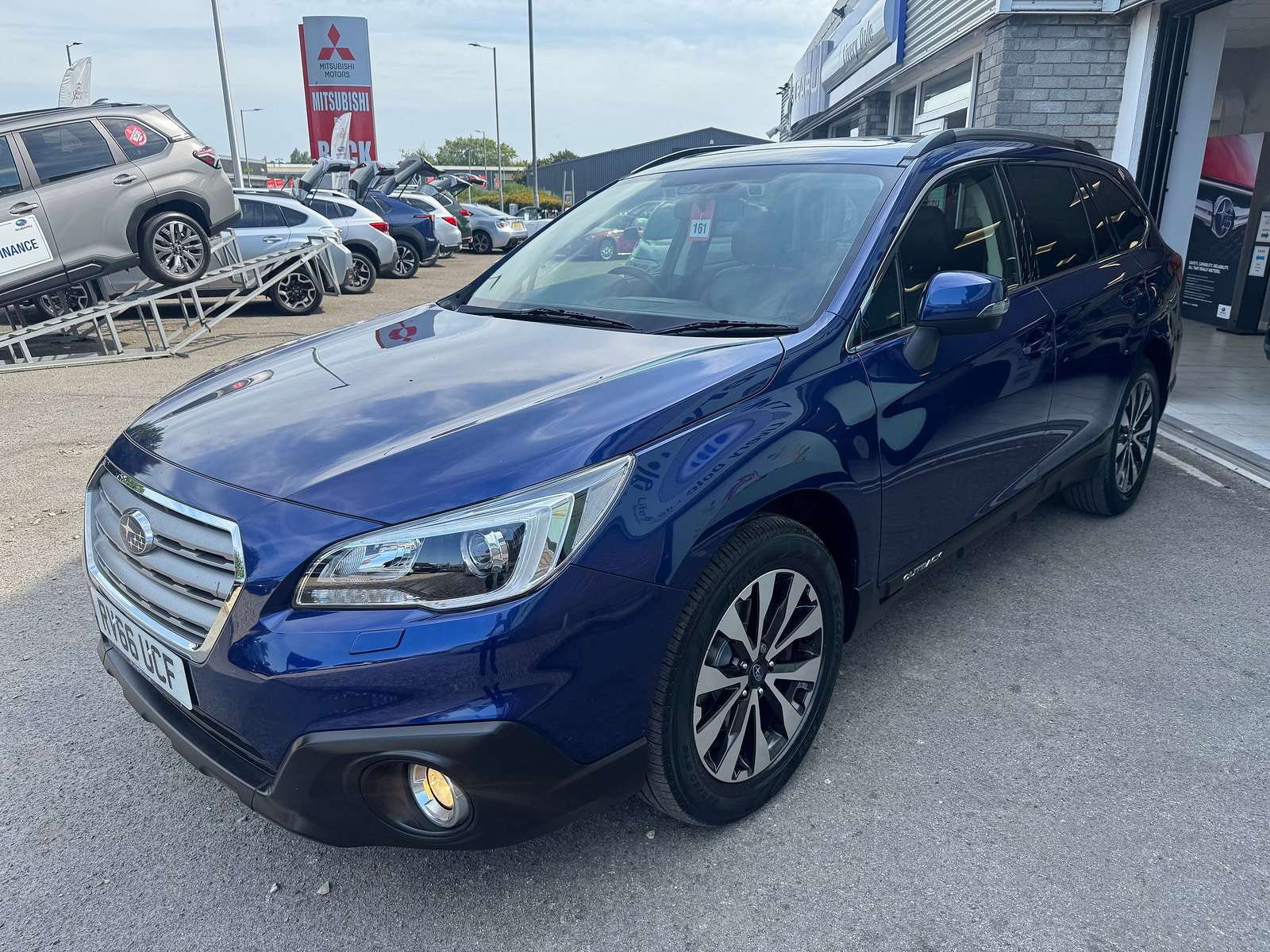 Subaru Outback 2.5i SE Premium Estate 5dr Petrol Lineartronic 4WD Euro 6 (s/s) (175 ps) 5dr Automatic 2016