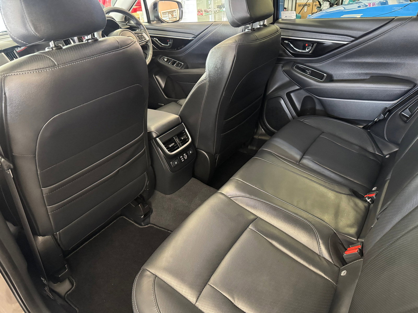 Subaru Outback 2.5i Touring Estate 5dr Petrol Lineartronic 4WD Euro 6 (s/s) (169 ps) 5dr Automatic 2025