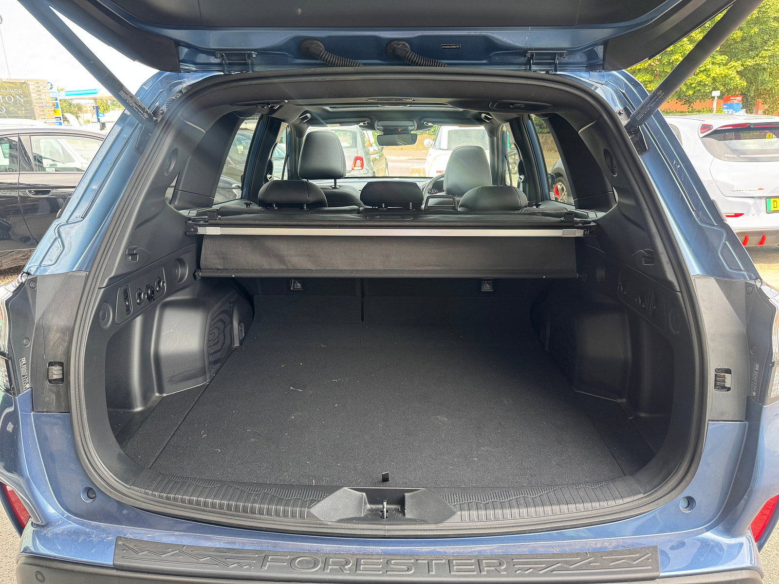 Subaru Forester 2.0 i e-Boxer Touring SUV 5dr Petrol Hybrid Lineartronic 4WD Euro 6 (s/s) (136 ps) 5dr Automatic 2026