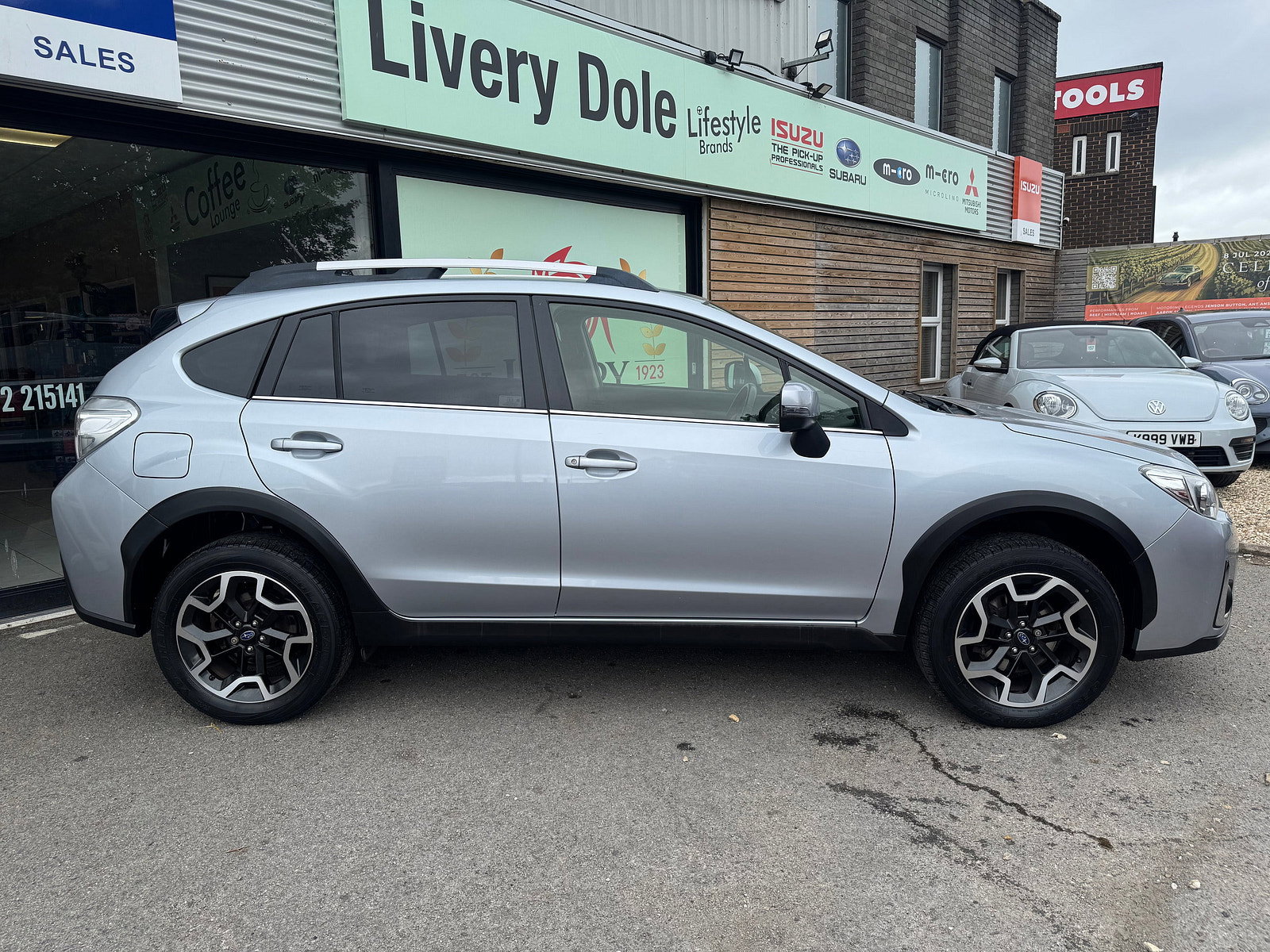 Subaru XV 2.0i SE SUV 5dr Petrol Lineartronic 4WD Euro 6 (s/s) (150 ps) 5dr Automatic 2016