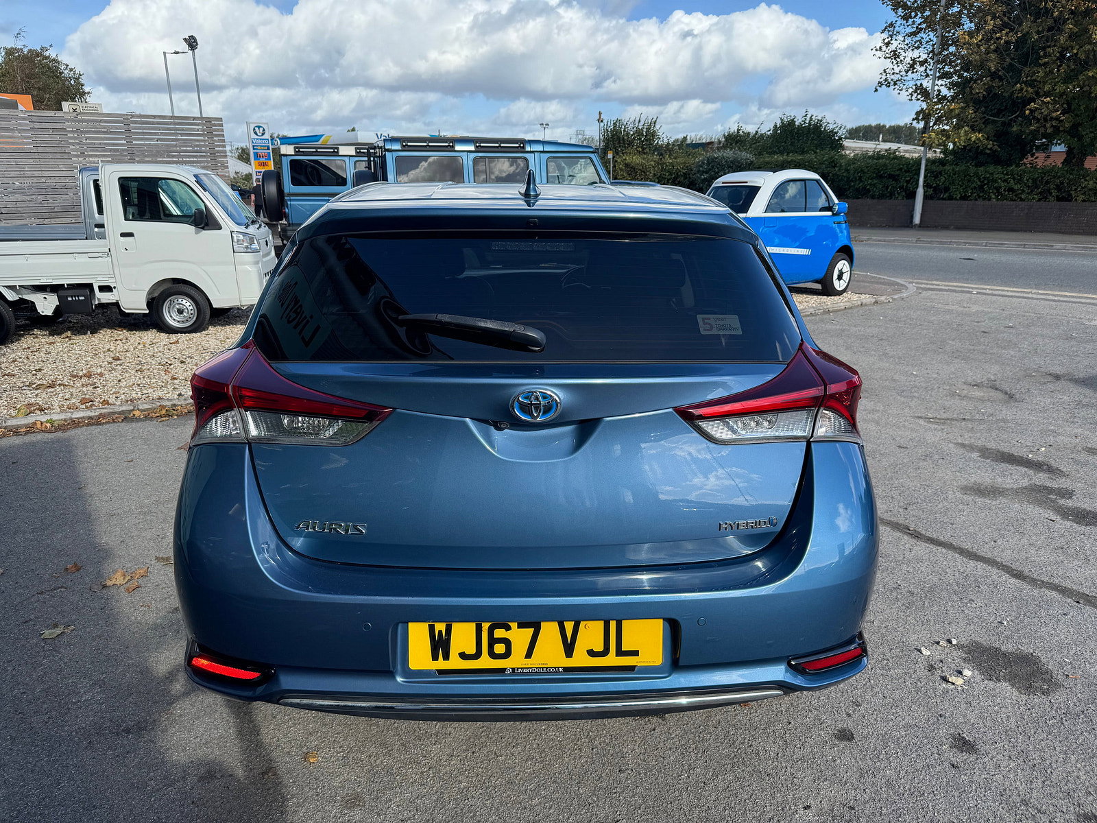 Toyota Auris 1.8 VVT-h Excel Hatchback 5dr Petrol Hybrid CVT Euro 6 (s/s) (Safety Sense) (136 ps) 5dr Automatic 2017