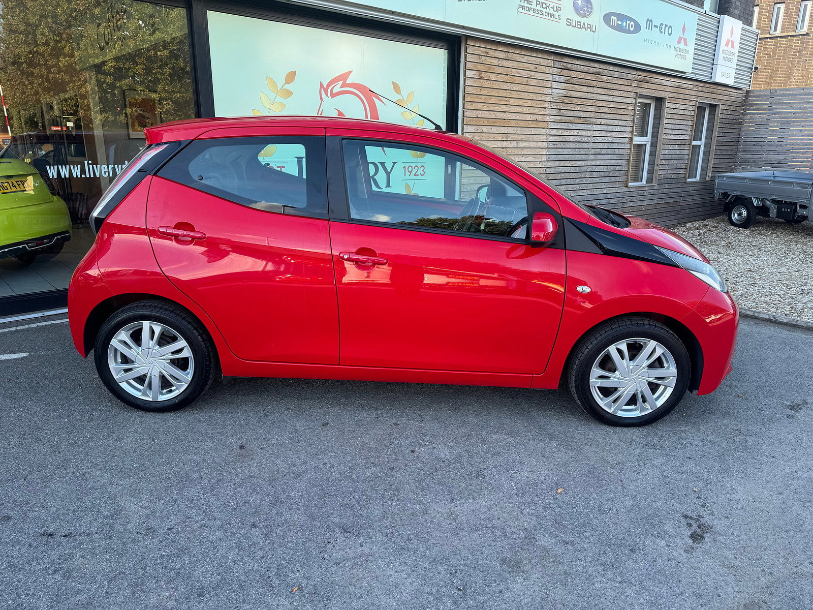 Toyota Aygo 1.0 VVT-i x-pression Hatchback 5dr Petrol Manual Euro 6 (68 ps) 5dr Manual 2016